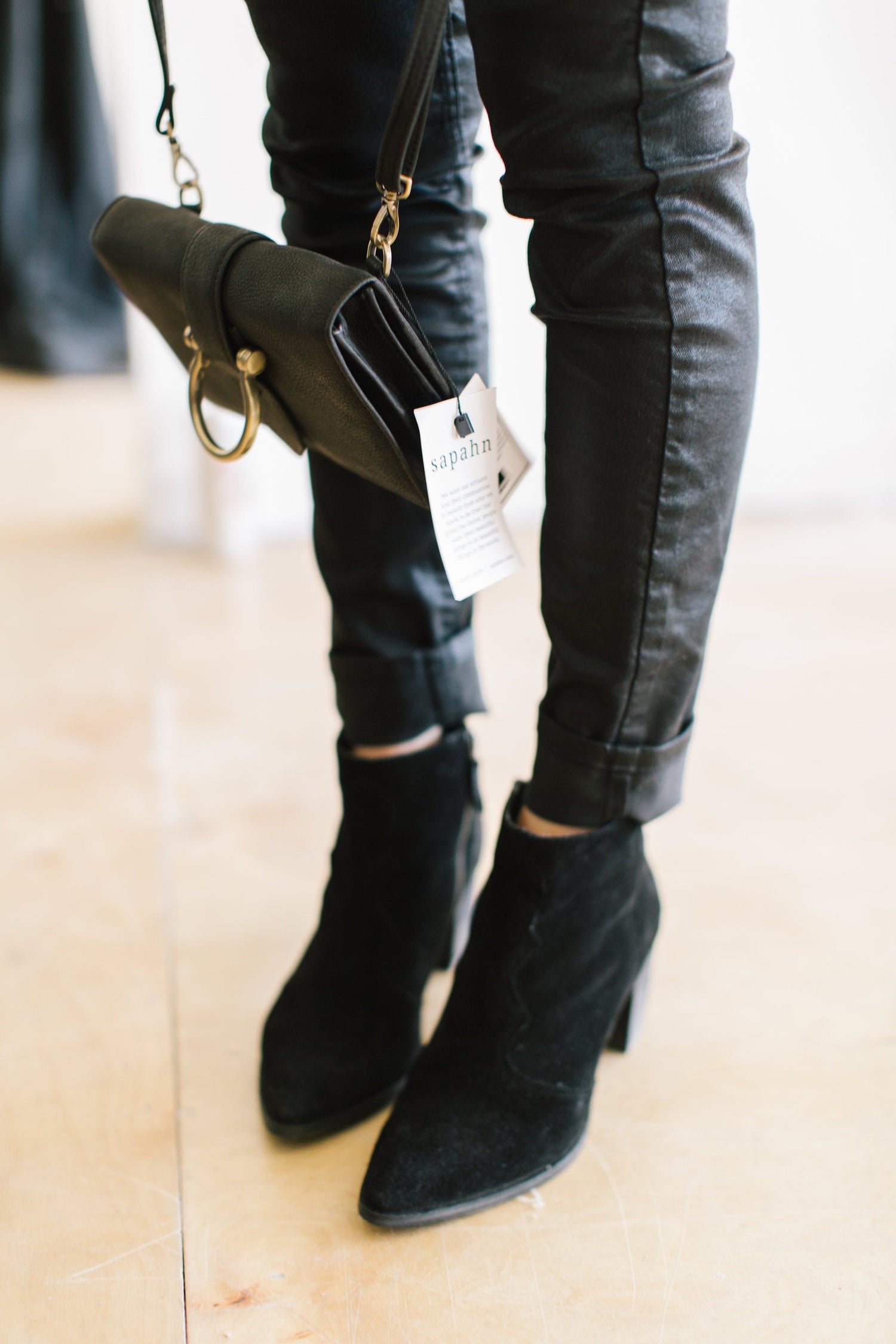 What's Your Vibe? Perfect for the Minimalist!