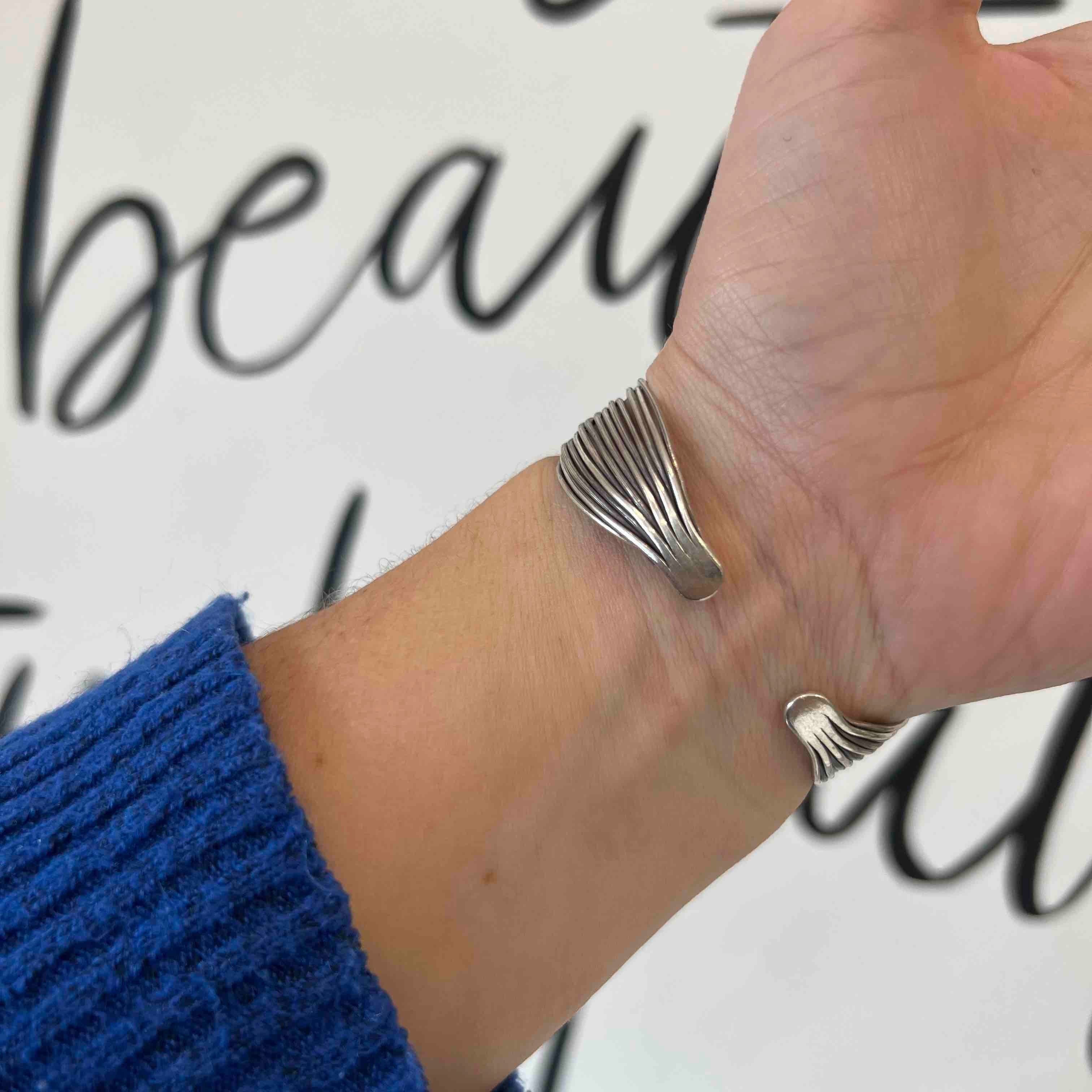 Mae Silver Cuff -  | Sapahn.