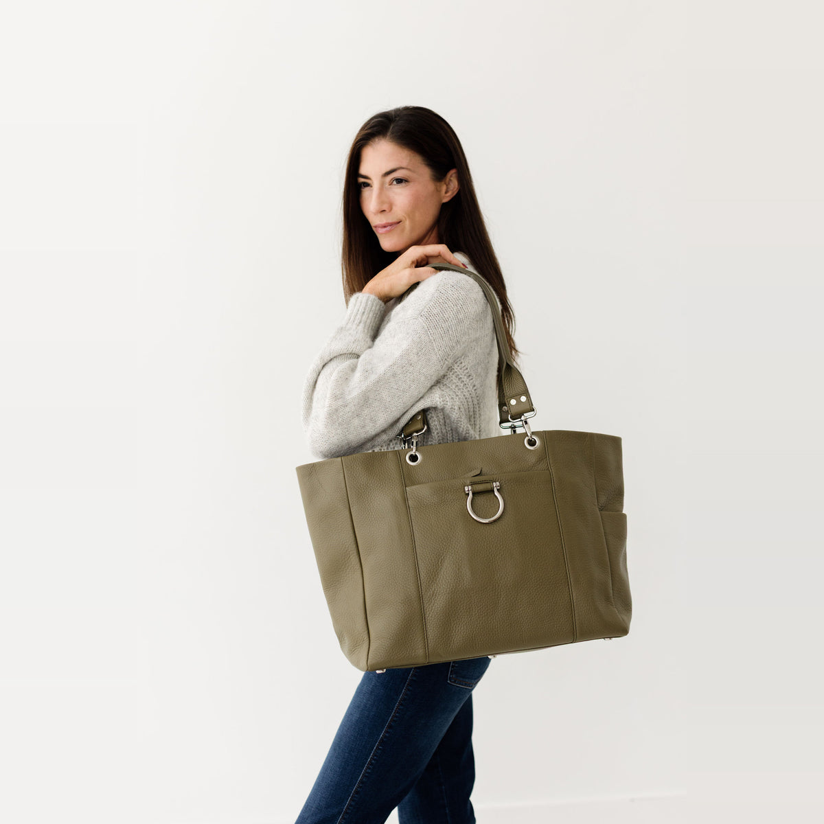 Sapahn Nora Tote Bag in Silver Olive Oil Leather #Color_Silver Olive Oil Leather