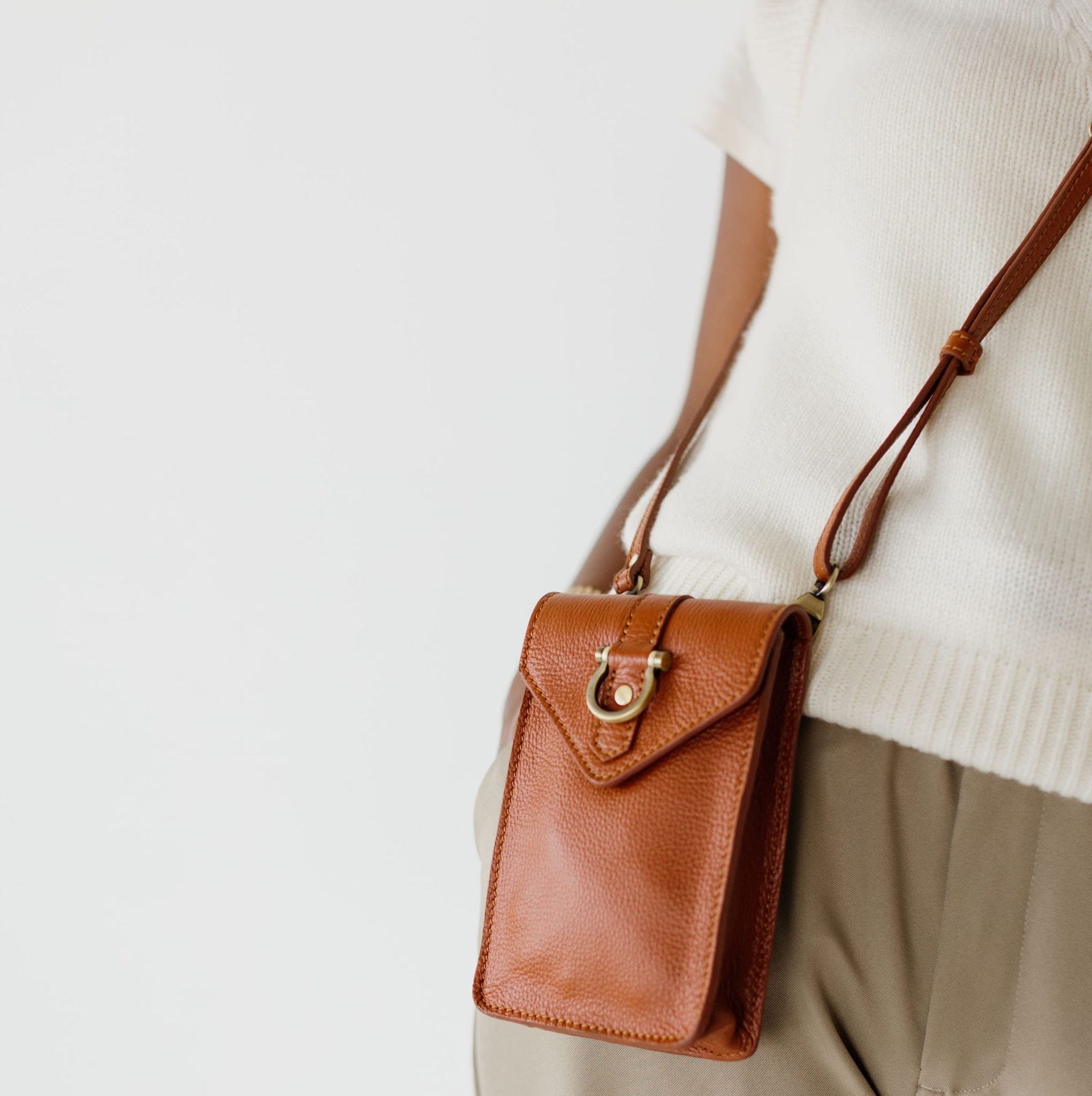 Grace Crossbody - | Sapahn.