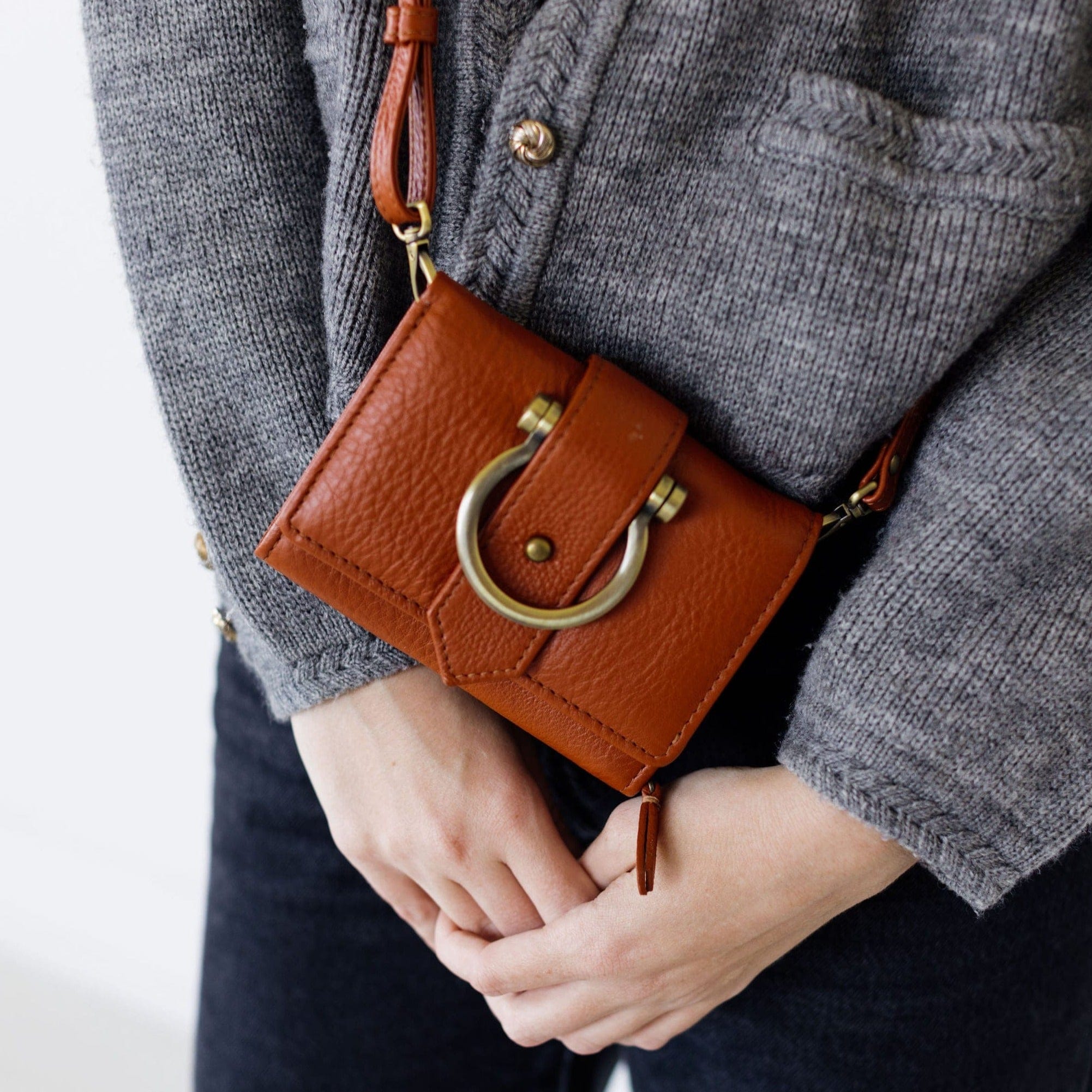 Felix Crossbody Wallet - | Sapahn.