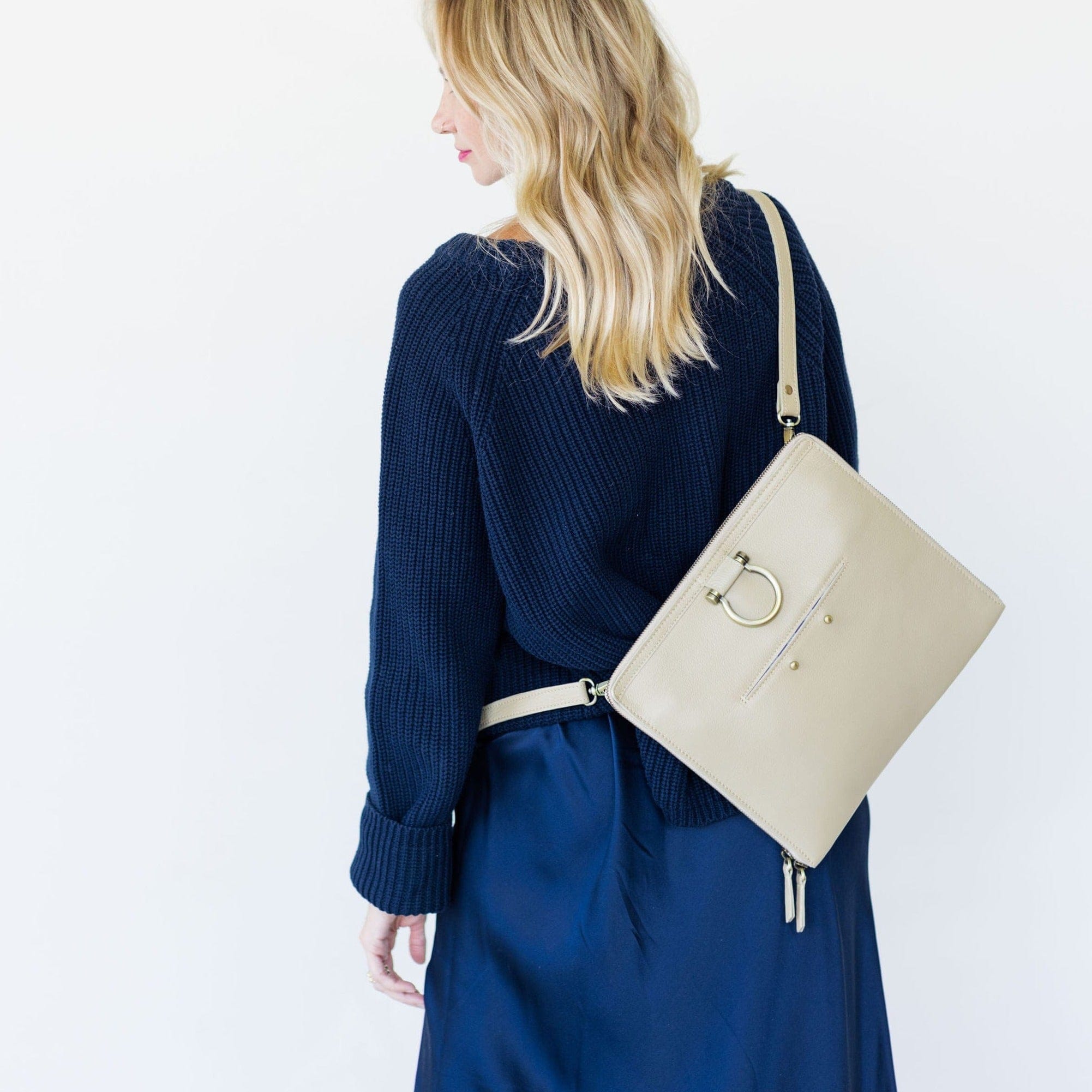 M Crossbody - | Sapahn.