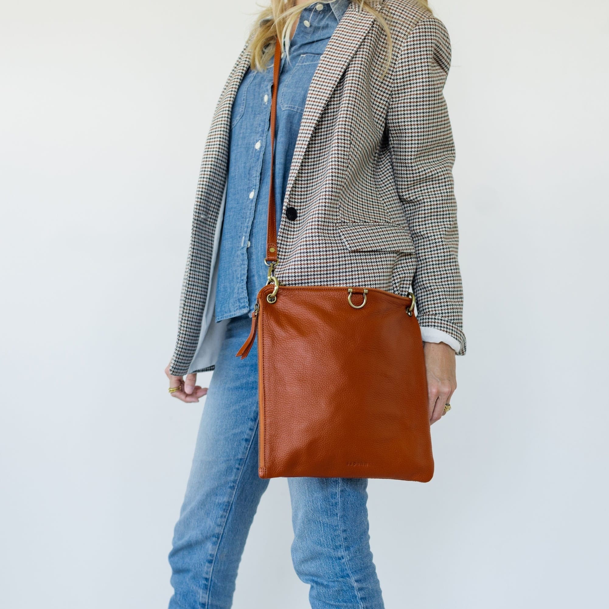 Rin Crossbody - | Sapahn.
