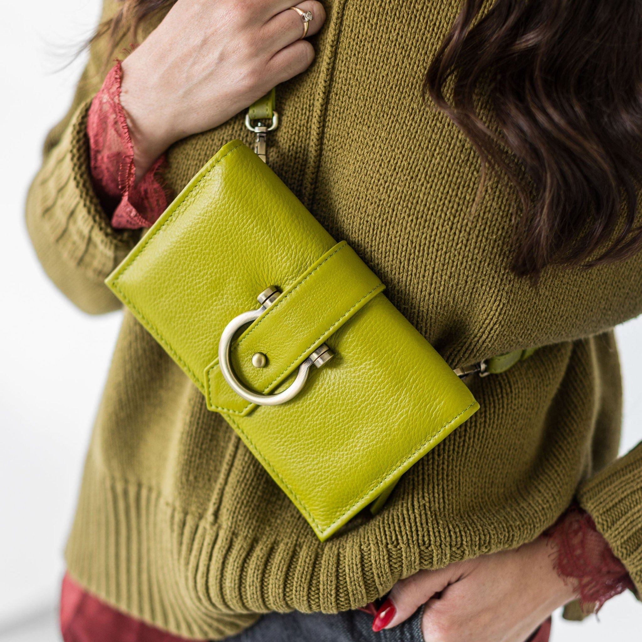 Staney Crossbody