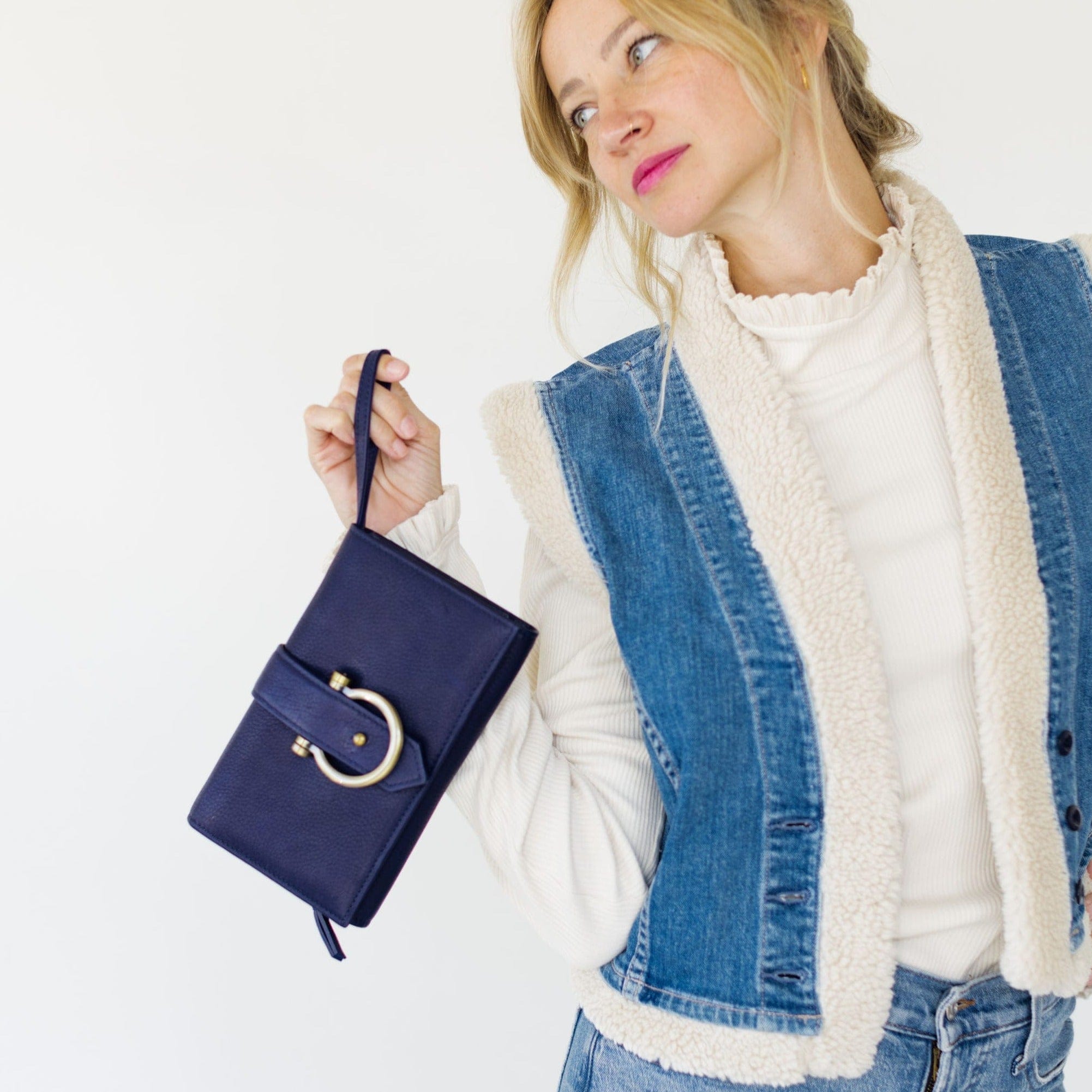 Retired Staney Crossbody -  | Sapahn.