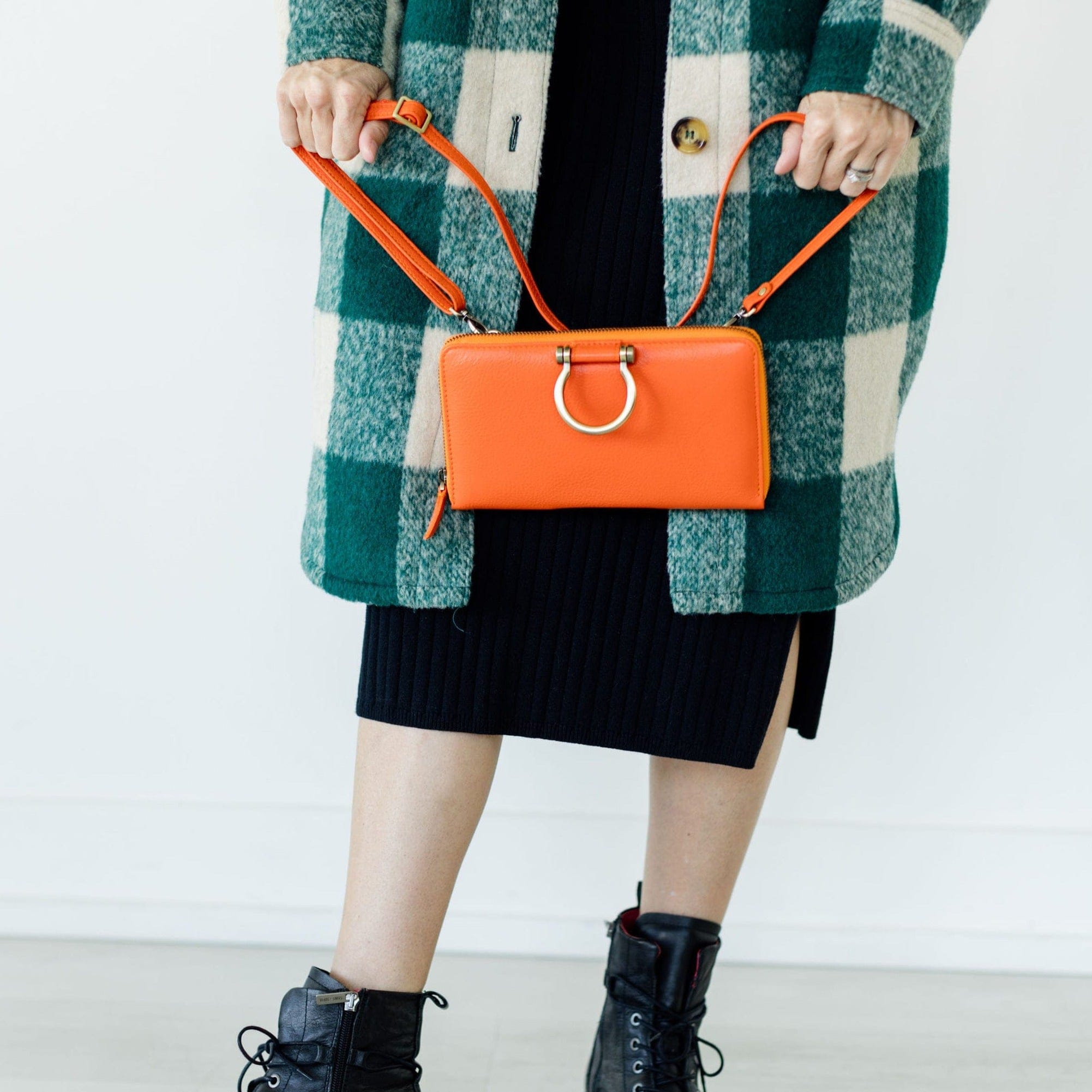 Winnie Jo XL Wallet and Crossbody - | Sapahn.