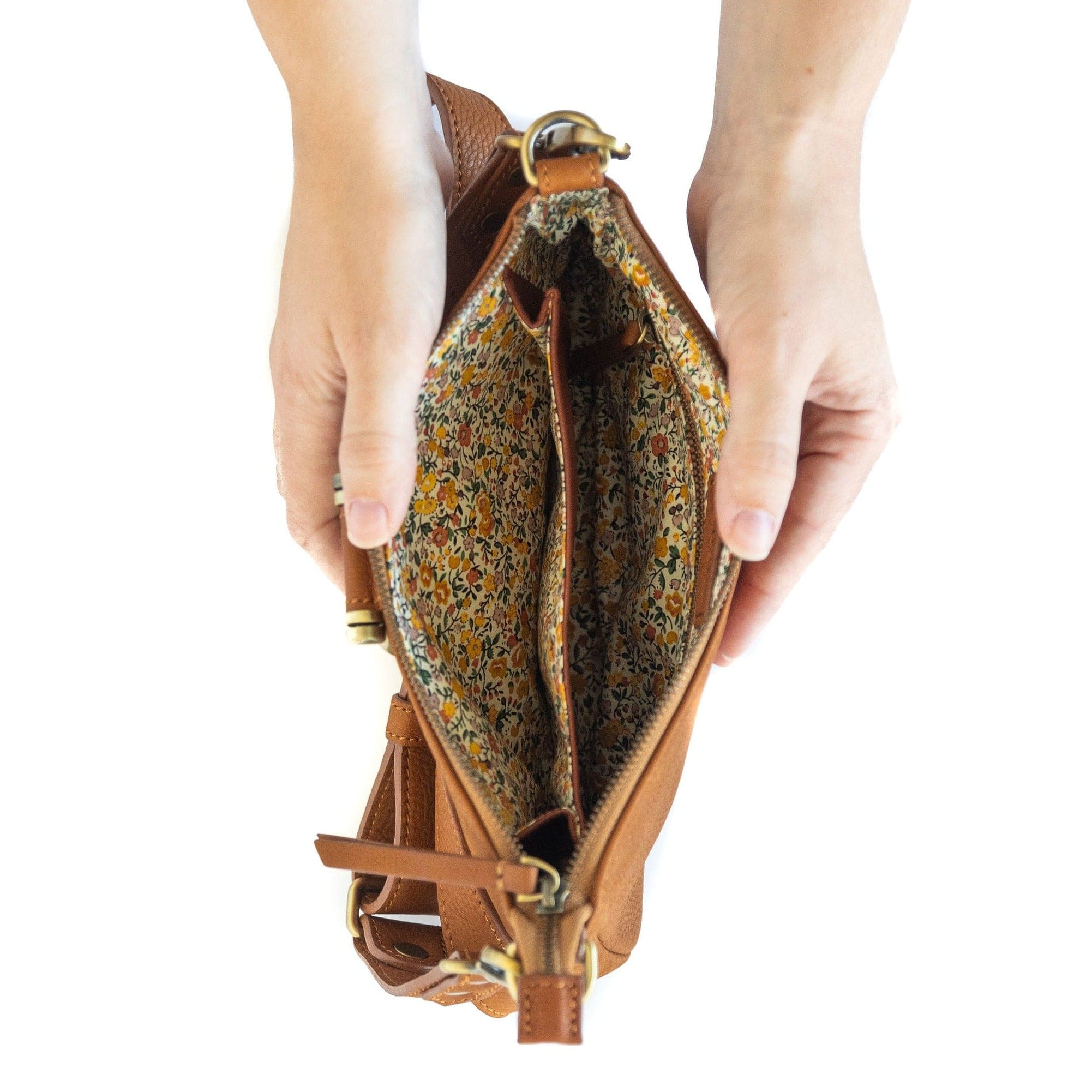 Ada Crossbody - | Sapahn.