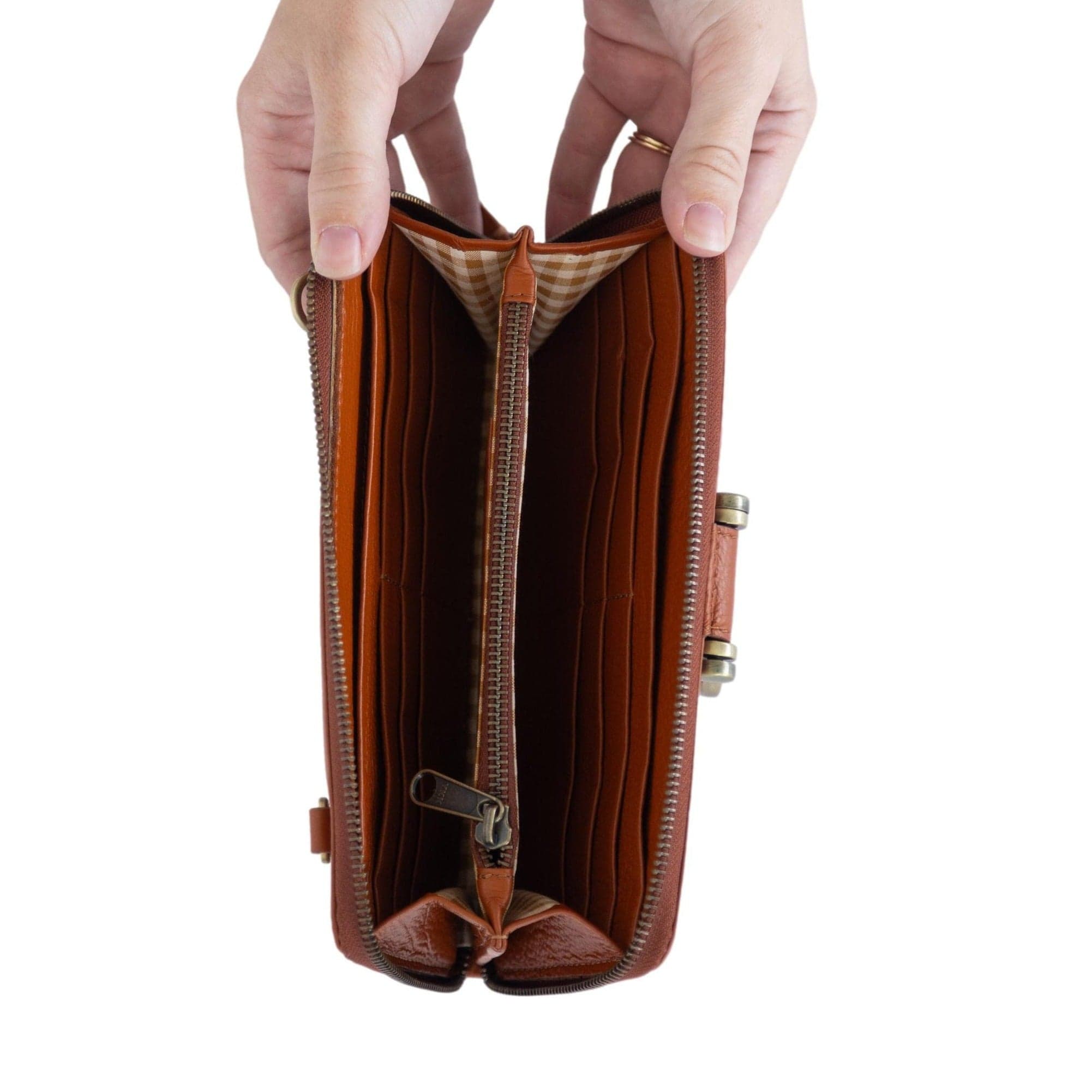 Winnie Jo XL Wallet and Crossbody - | Sapahn.