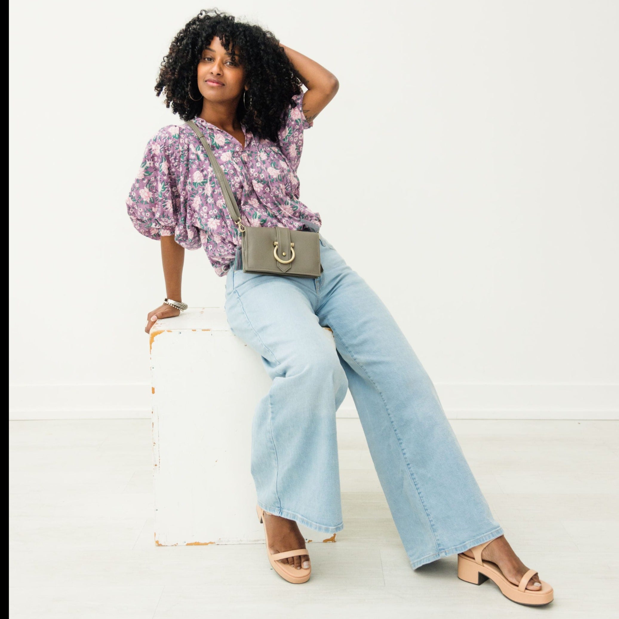 Staney Crossbody - | Sapahn.