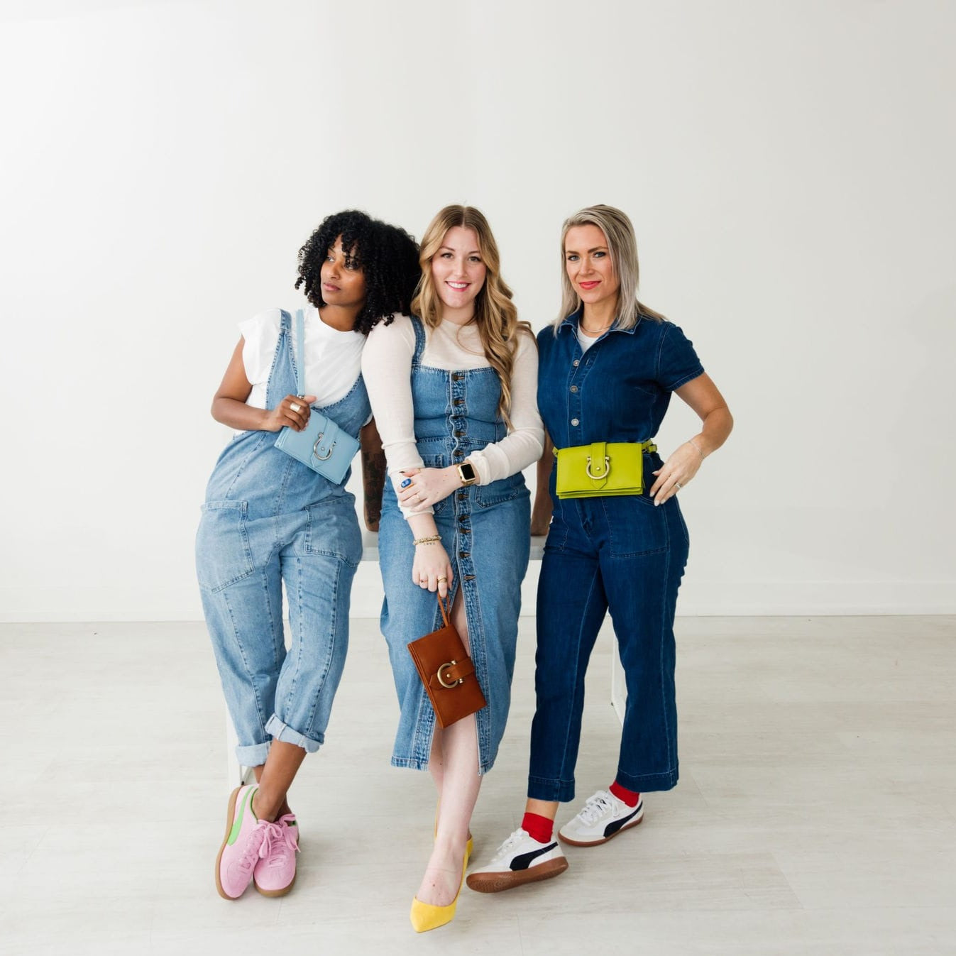 Staney Crossbody - | Sapahn.