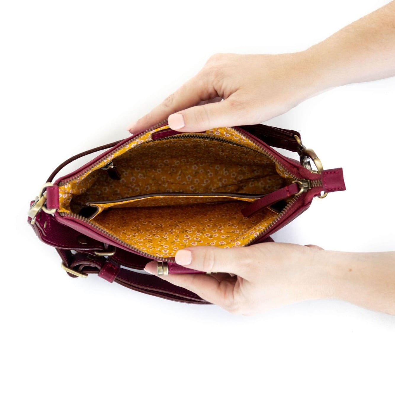 Ada Crossbody - | Sapahn.