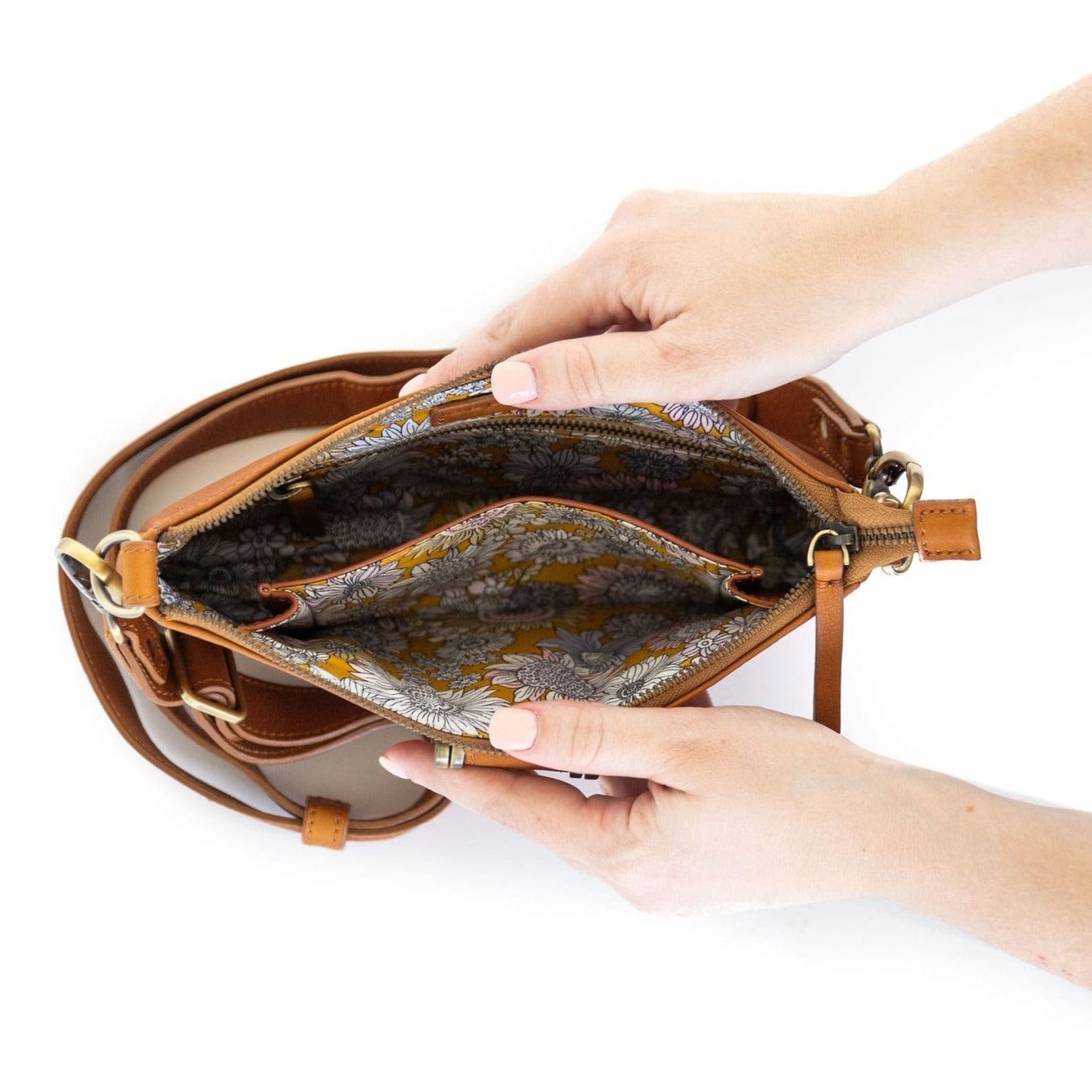 Ada Crossbody - | Sapahn.