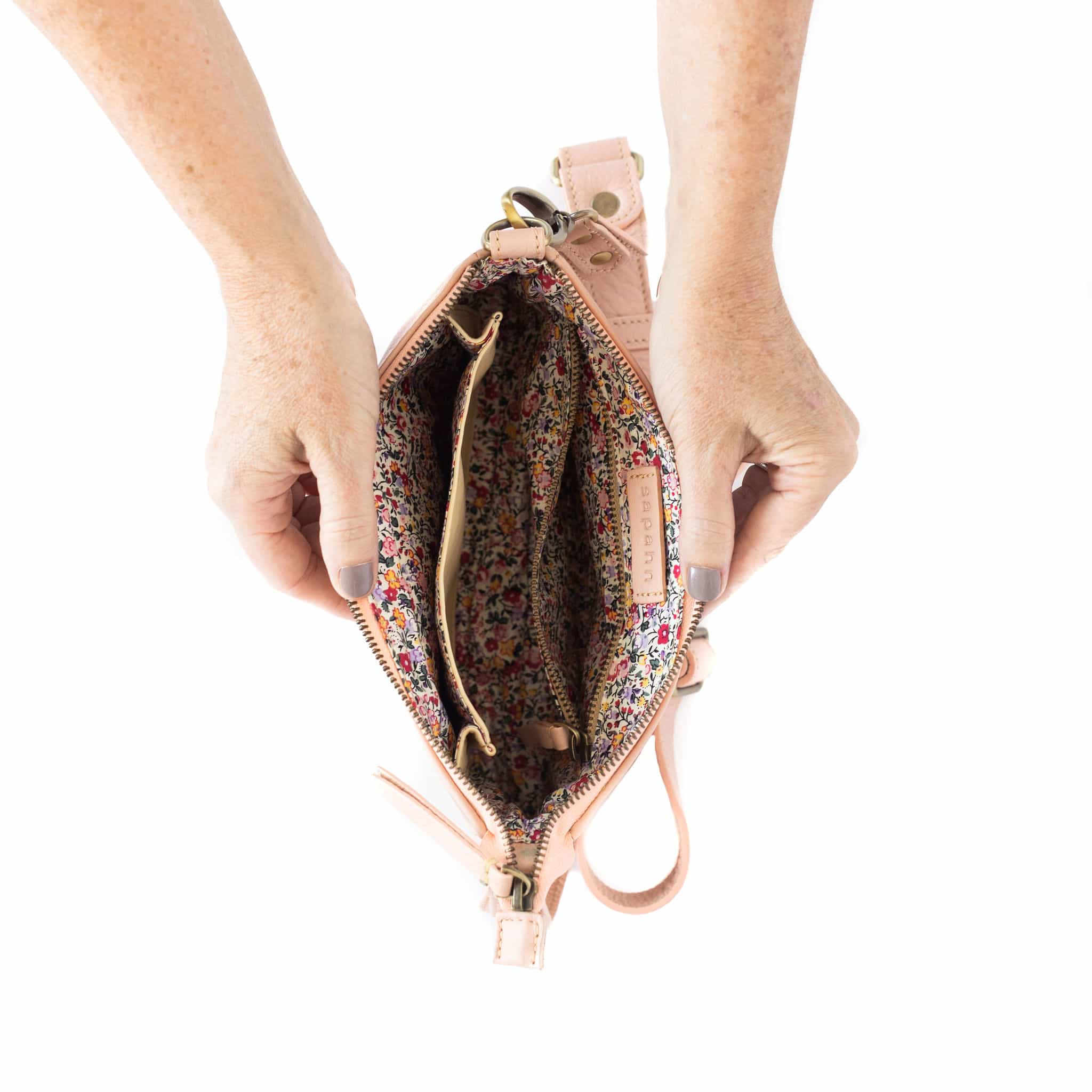 Ada Crossbody - | Sapahn.