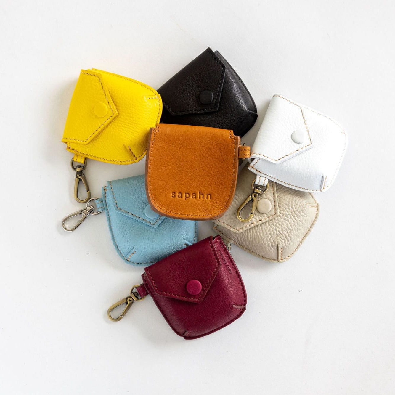 Carolyn Airpod Case - | Sapahn.