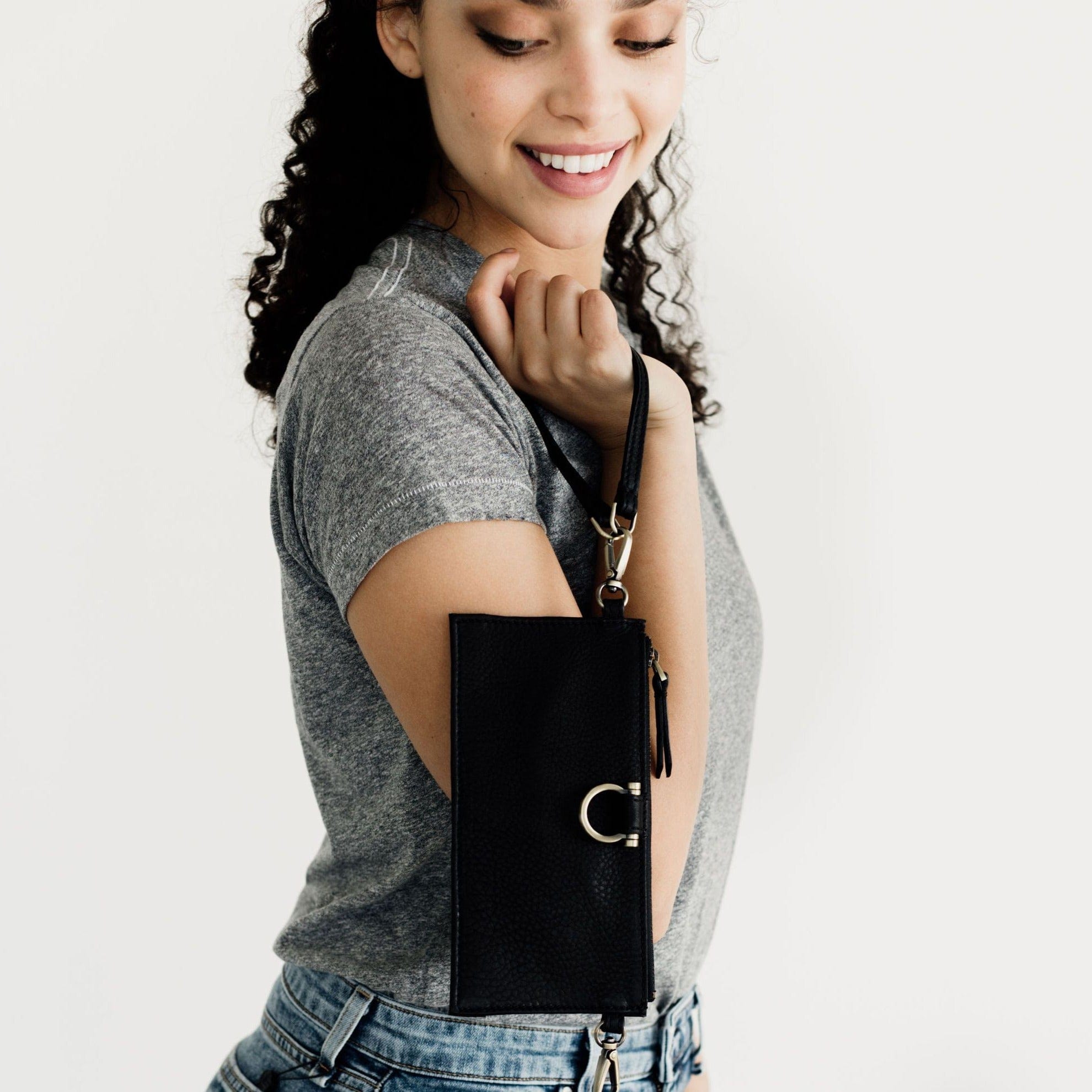 Evelyn Wristlet Wallet - | Sapahn.