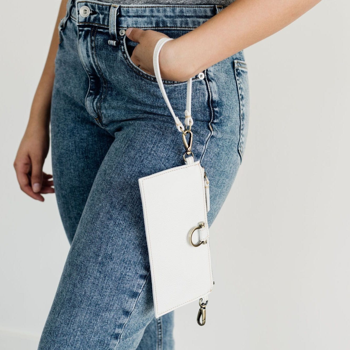 Evelyn Wristlet Wallet - | Sapahn.