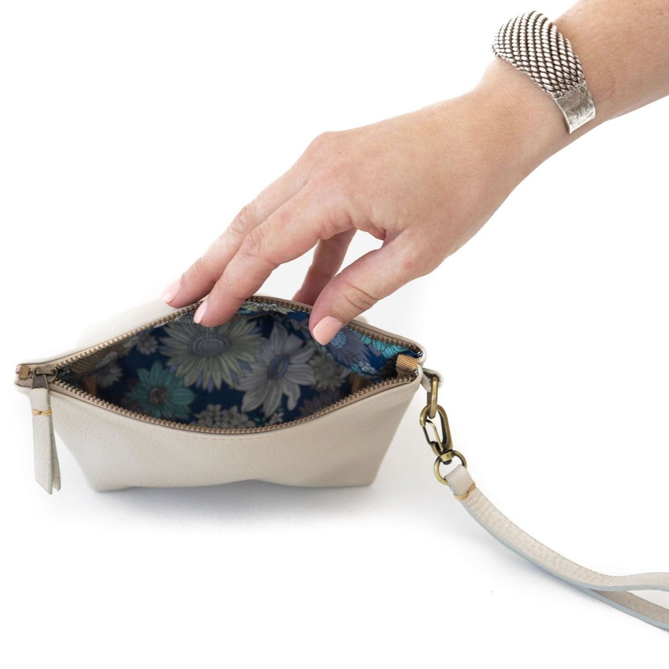 Joslyn Mini Pouch - | Sapahn.