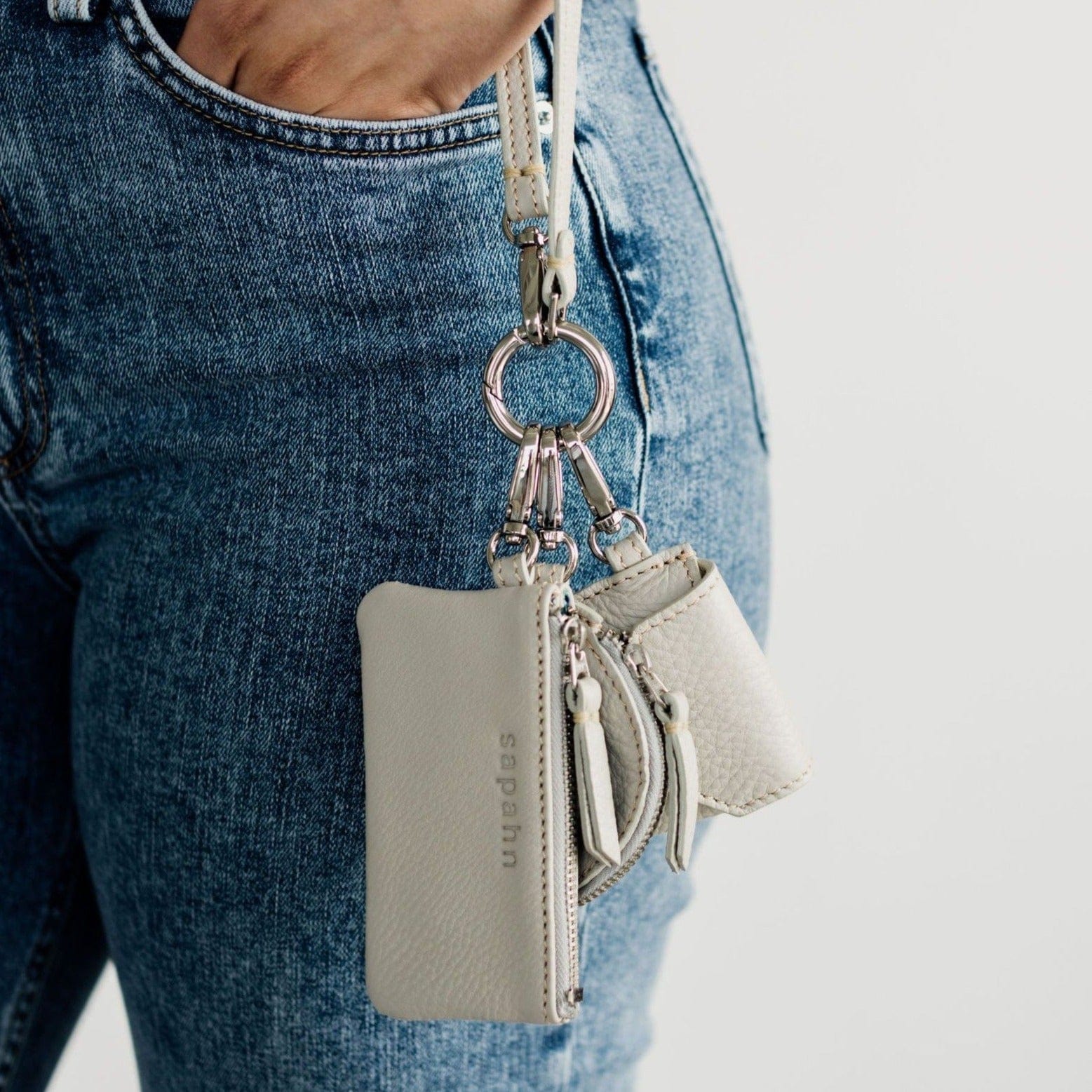 Mildred Card Holder - | Sapahn.