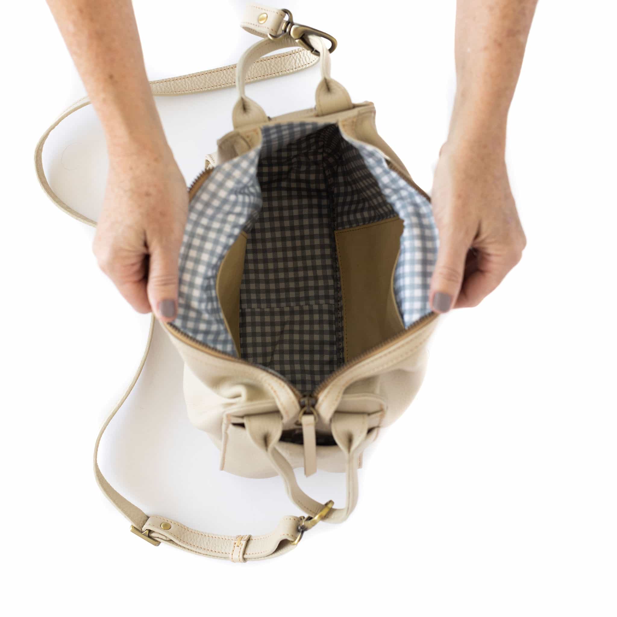 Glennon Crossbody - | Sapahn.