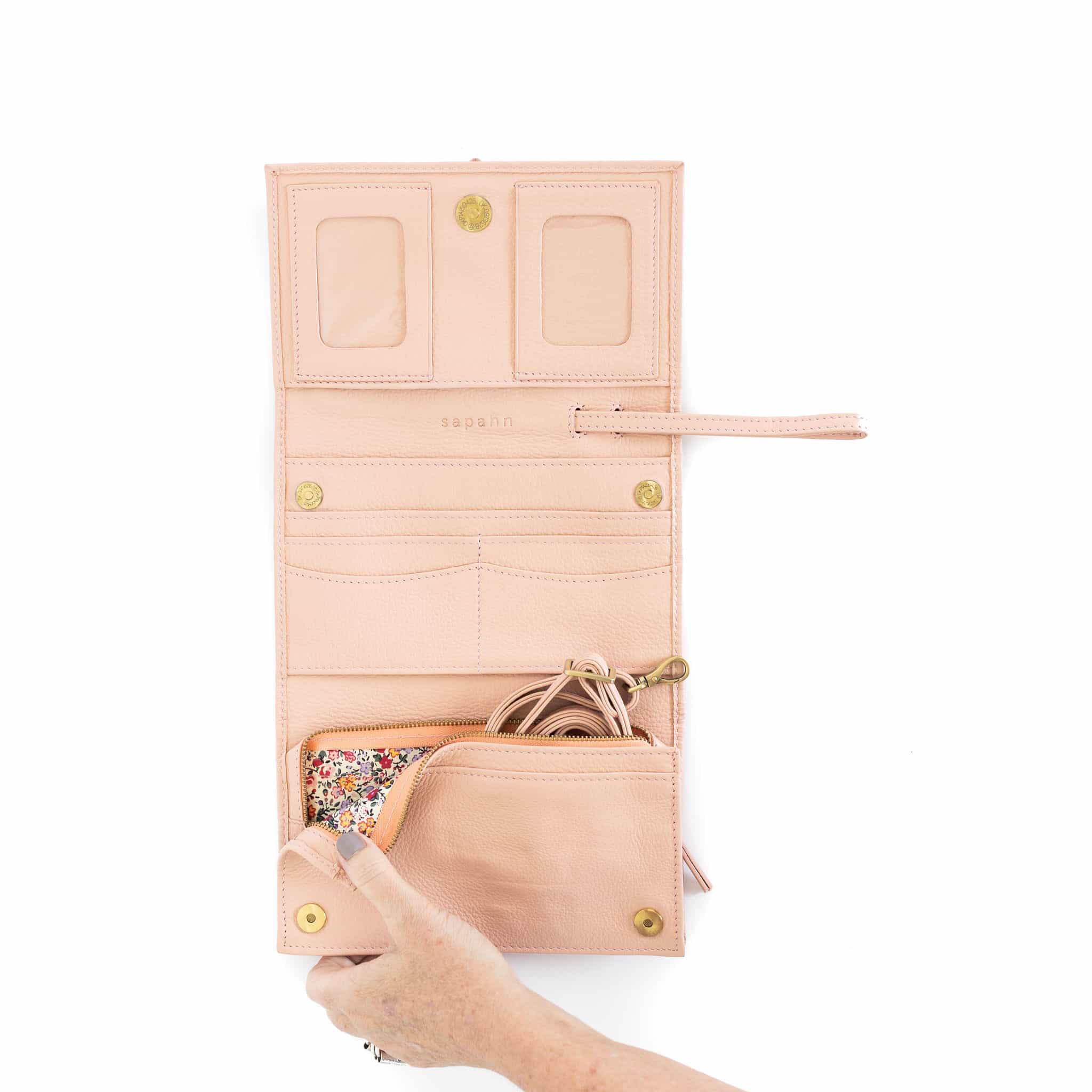 Retired Staney Crossbody -  | Sapahn.