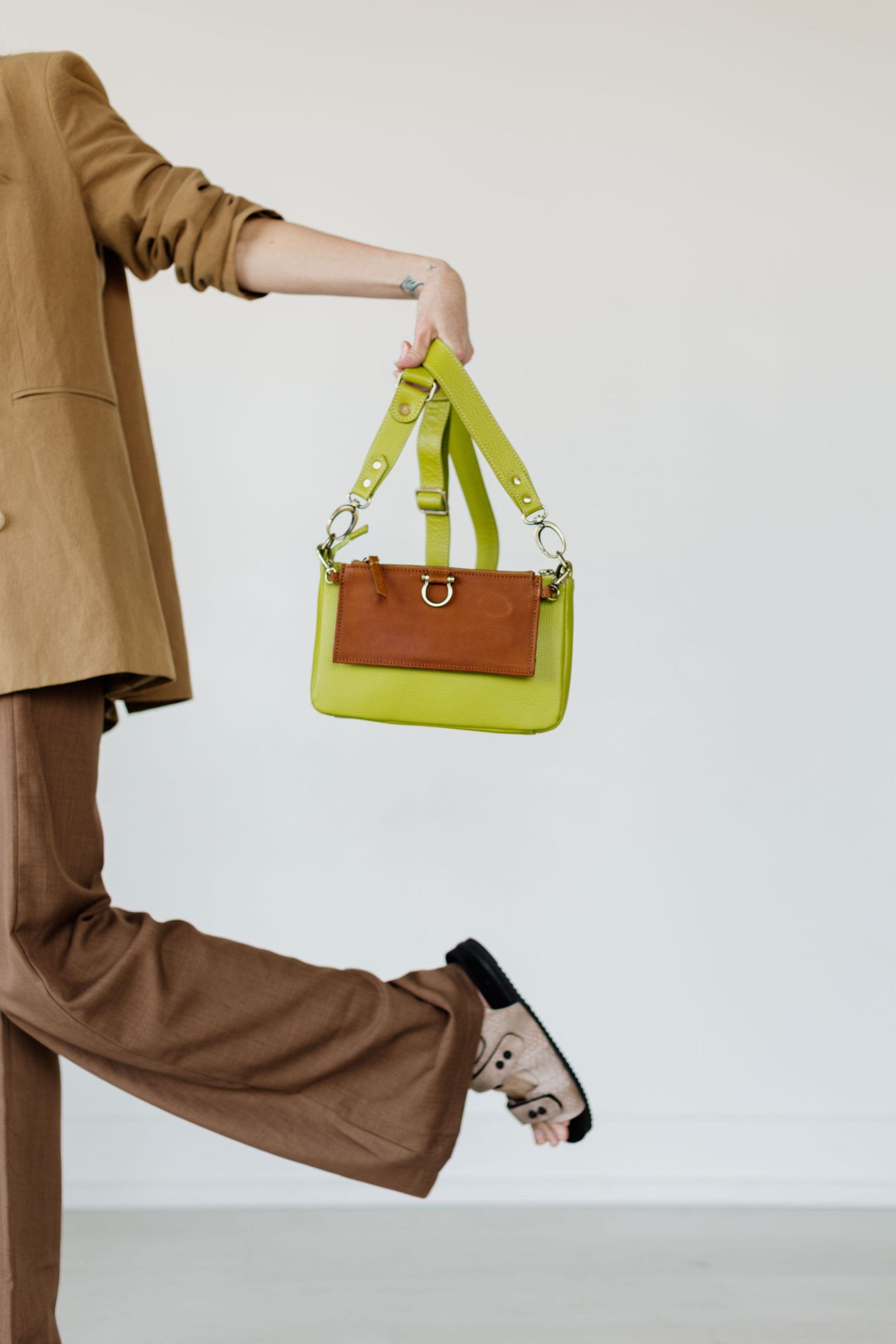 Evelyn Wristlet Wallet - | Sapahn.