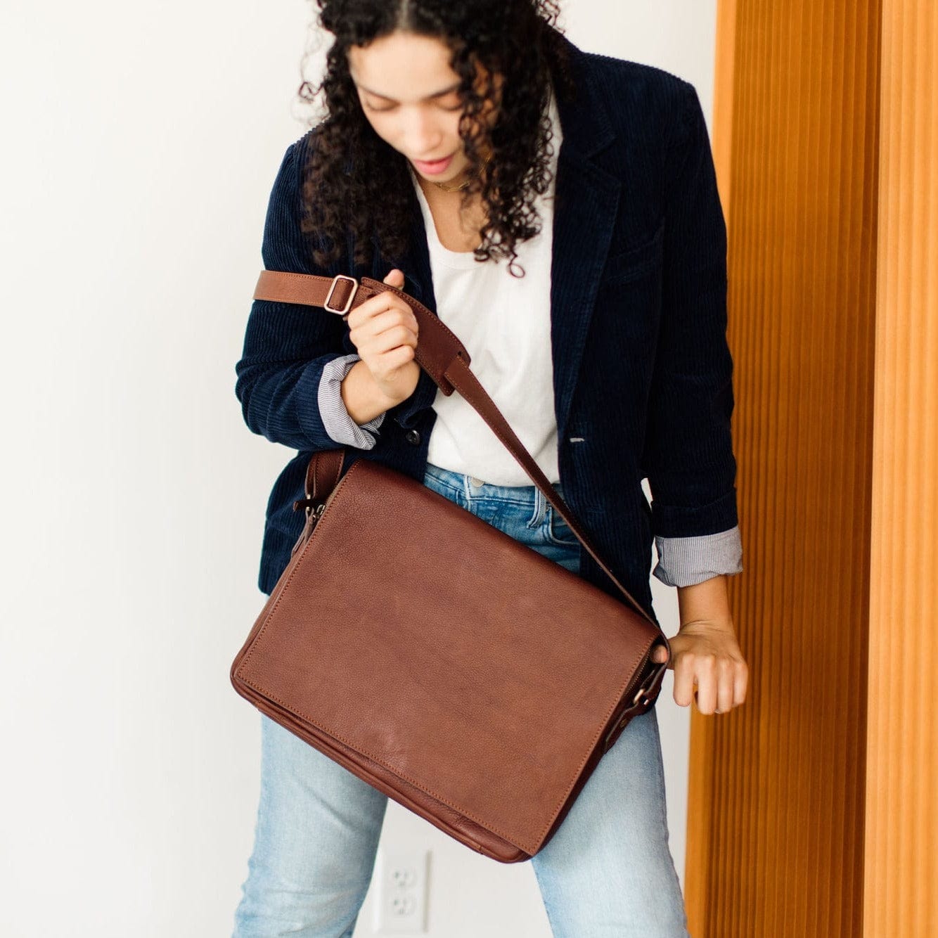 Ford Messenger Bag - | Sapahn.