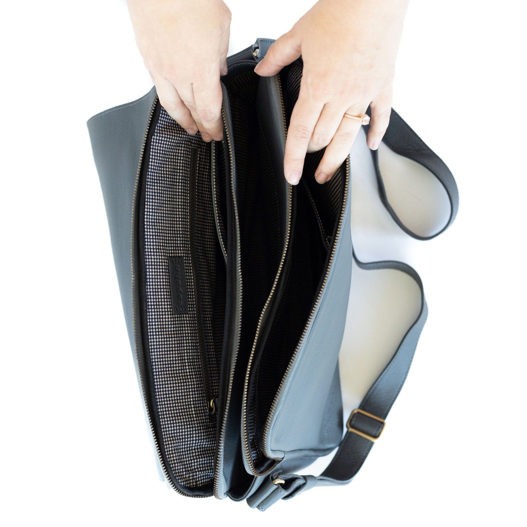 Ford Messenger Bag - | Sapahn.