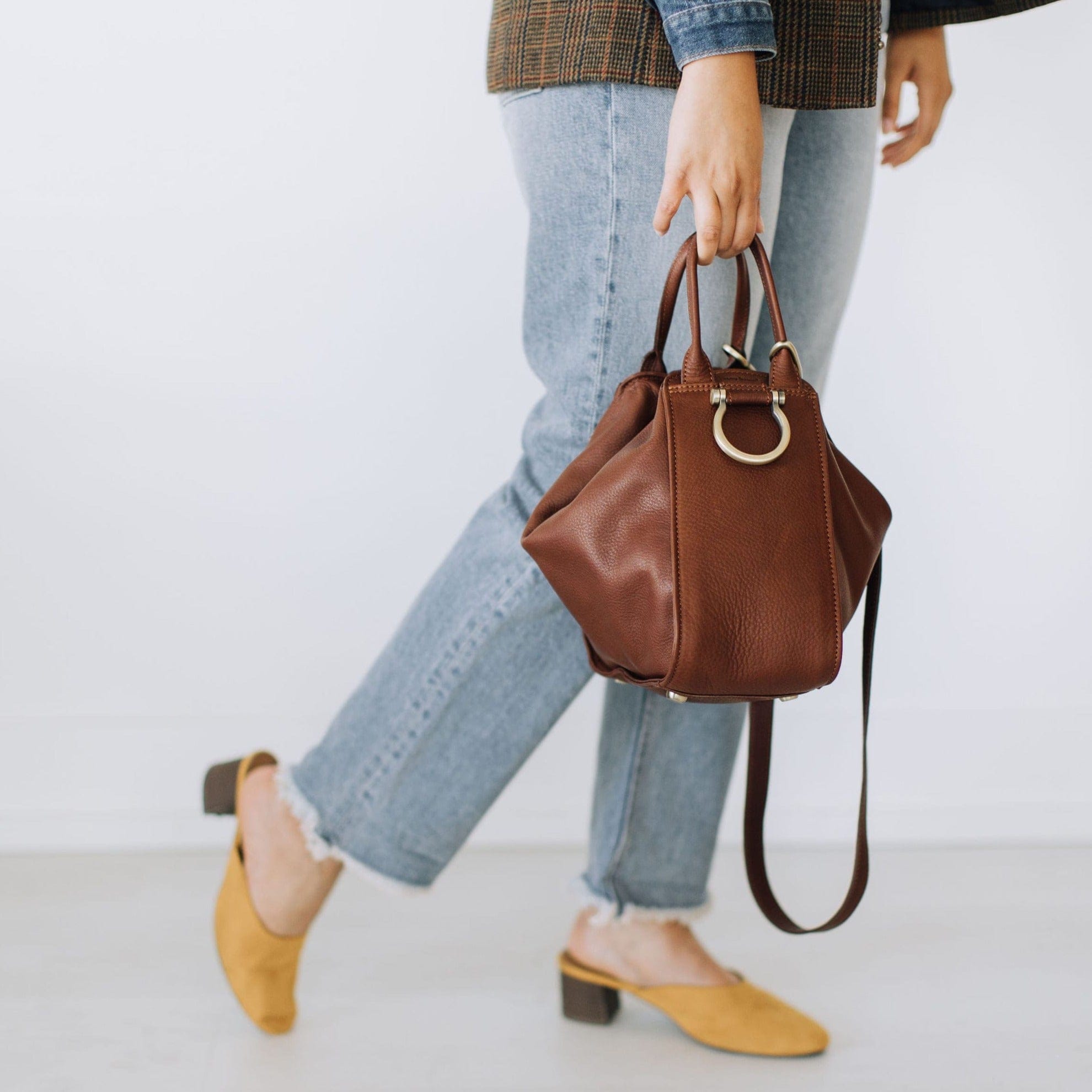 Glennon Crossbody - | Sapahn.