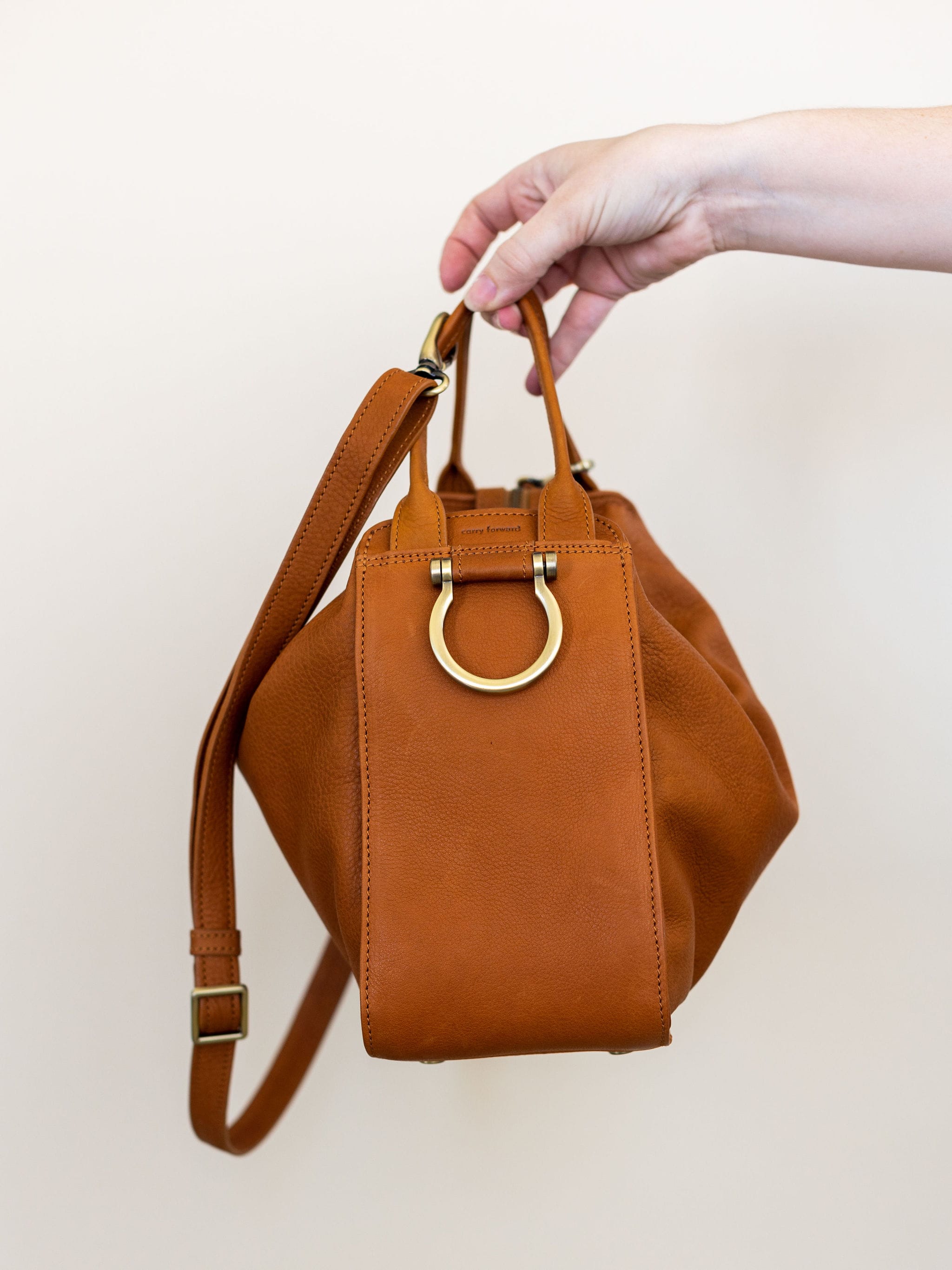 Glennon Crossbody - | Sapahn.