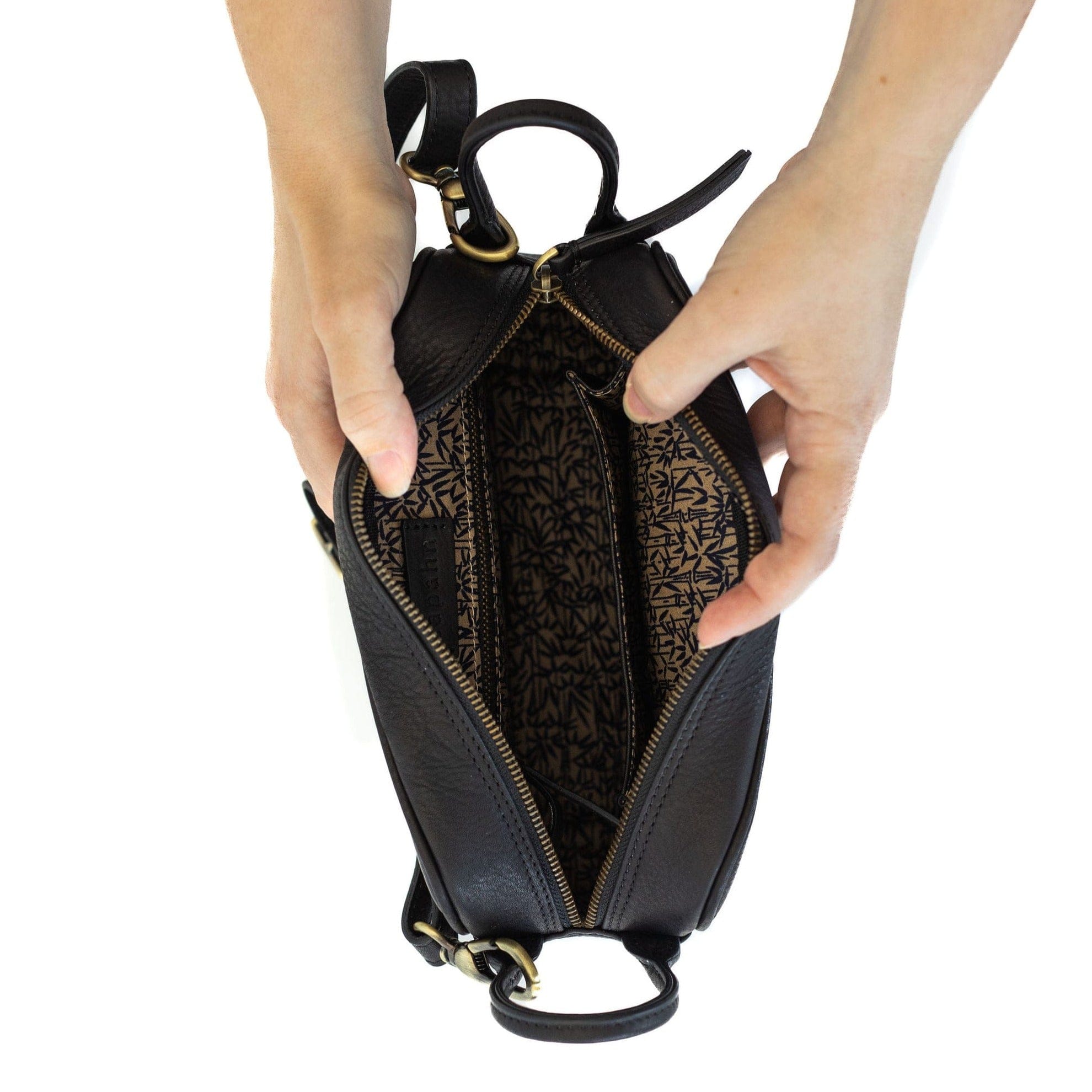 Jori Crossbody - | Sapahn.