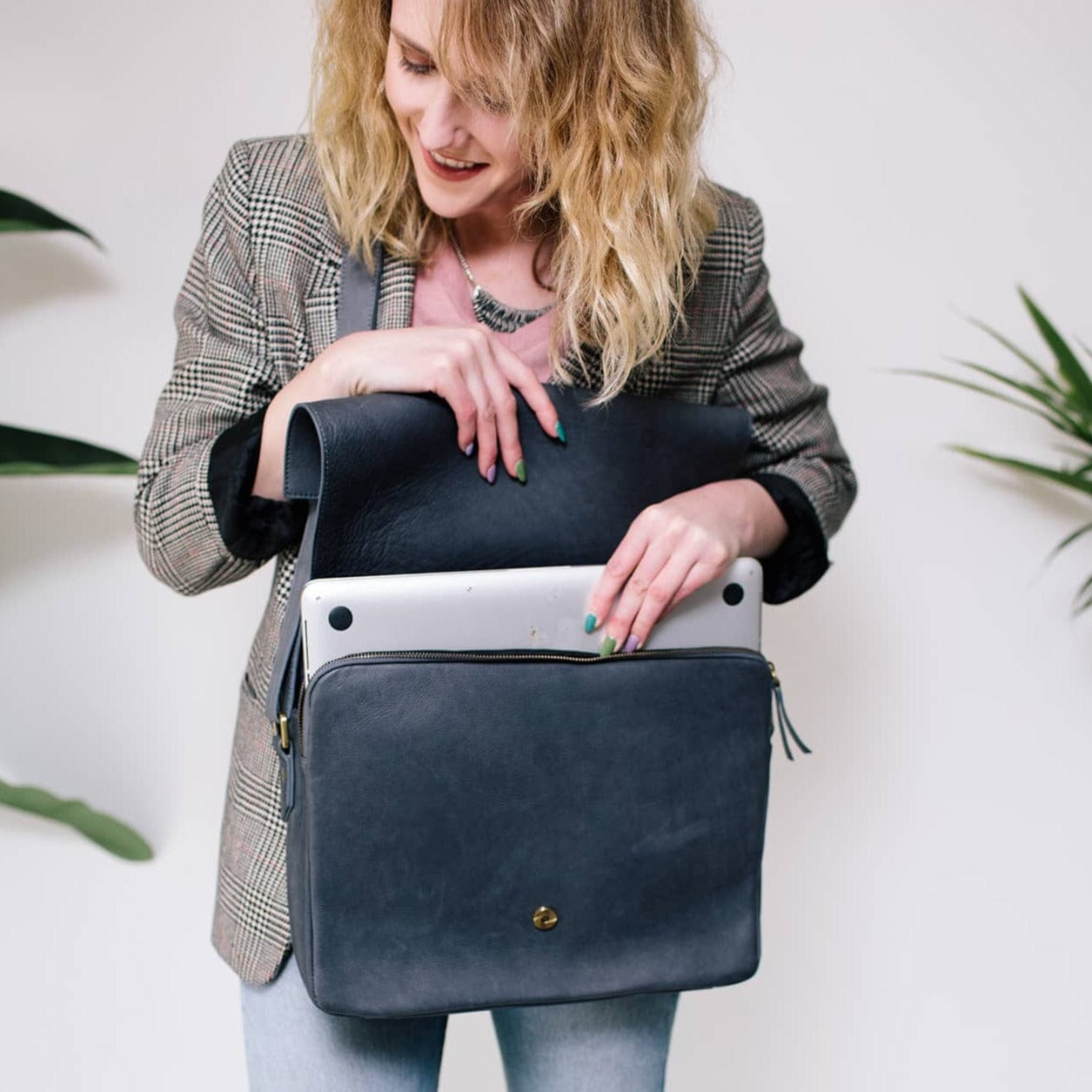 Ford Messenger Bag - | Sapahn.