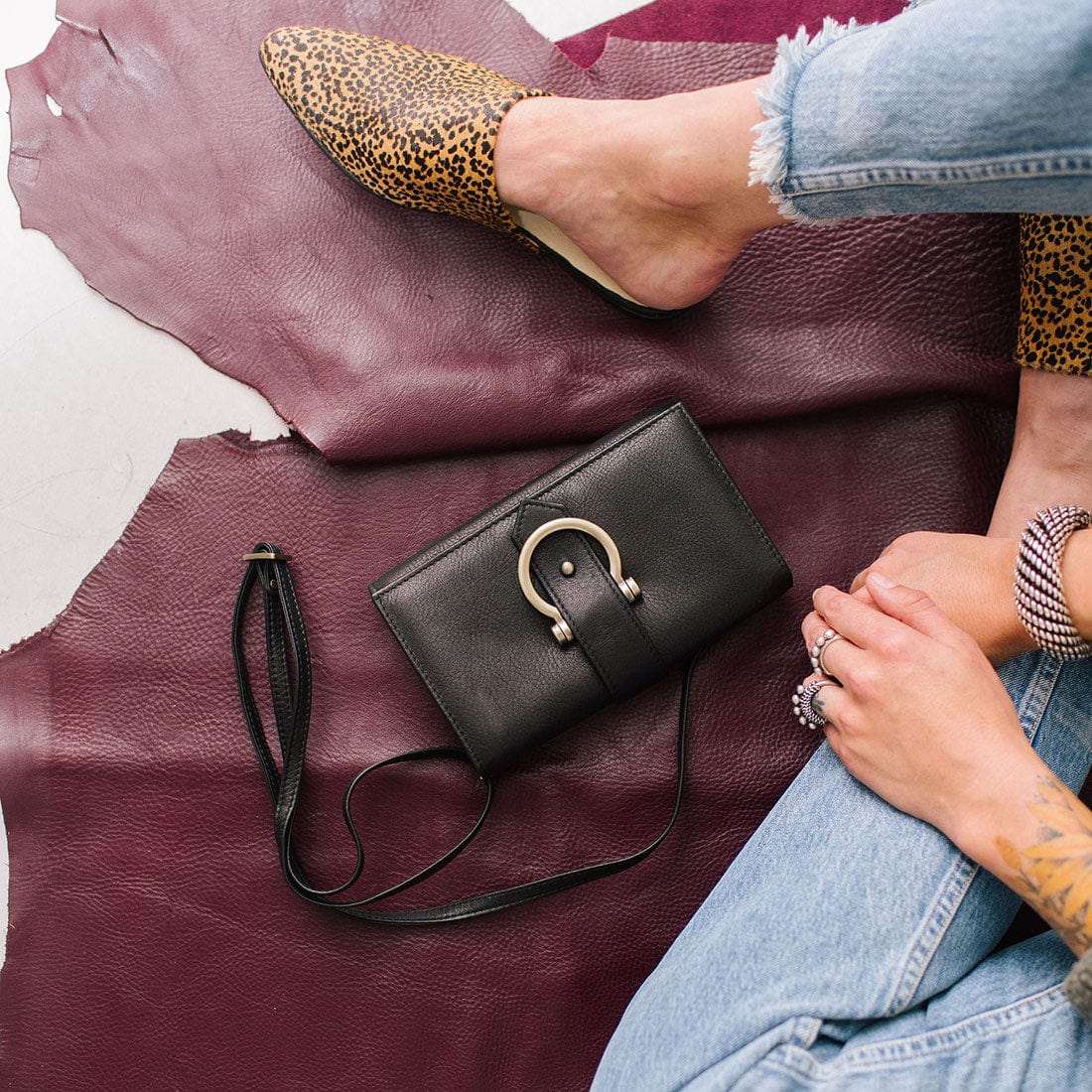 Retired Staney Crossbody -  | Sapahn.