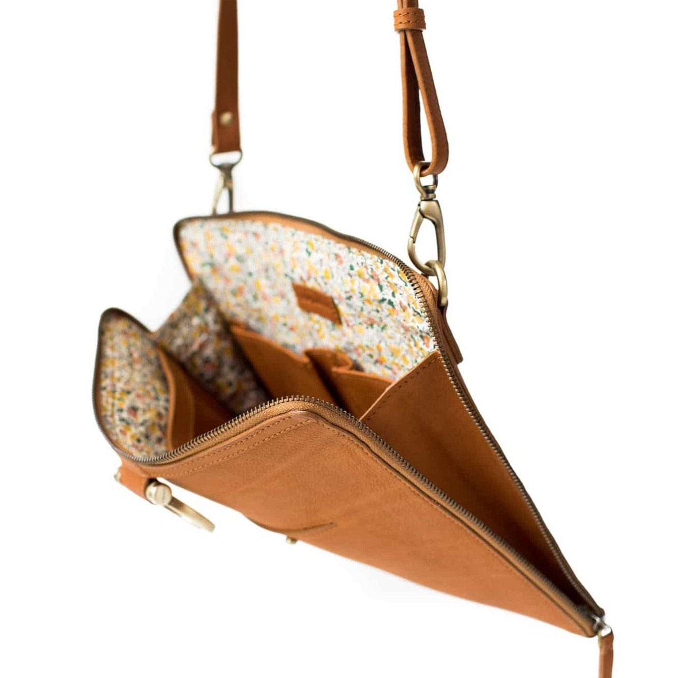 M Crossbody - | Sapahn.