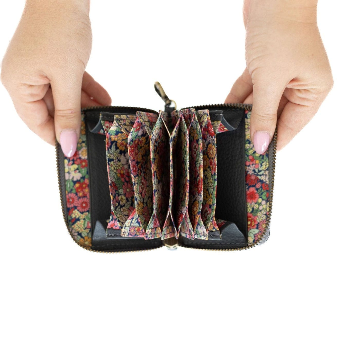 Morrison Accordion Card Holder - | Sapahn.