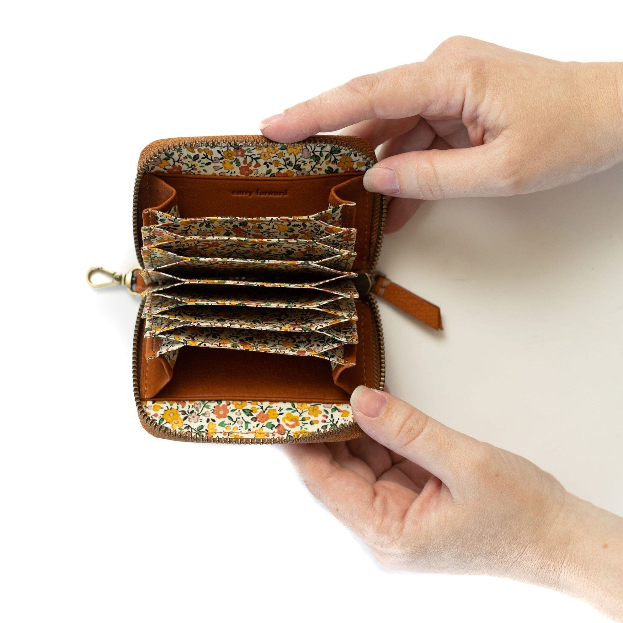 Morrison Accordion Card Holder - | Sapahn.