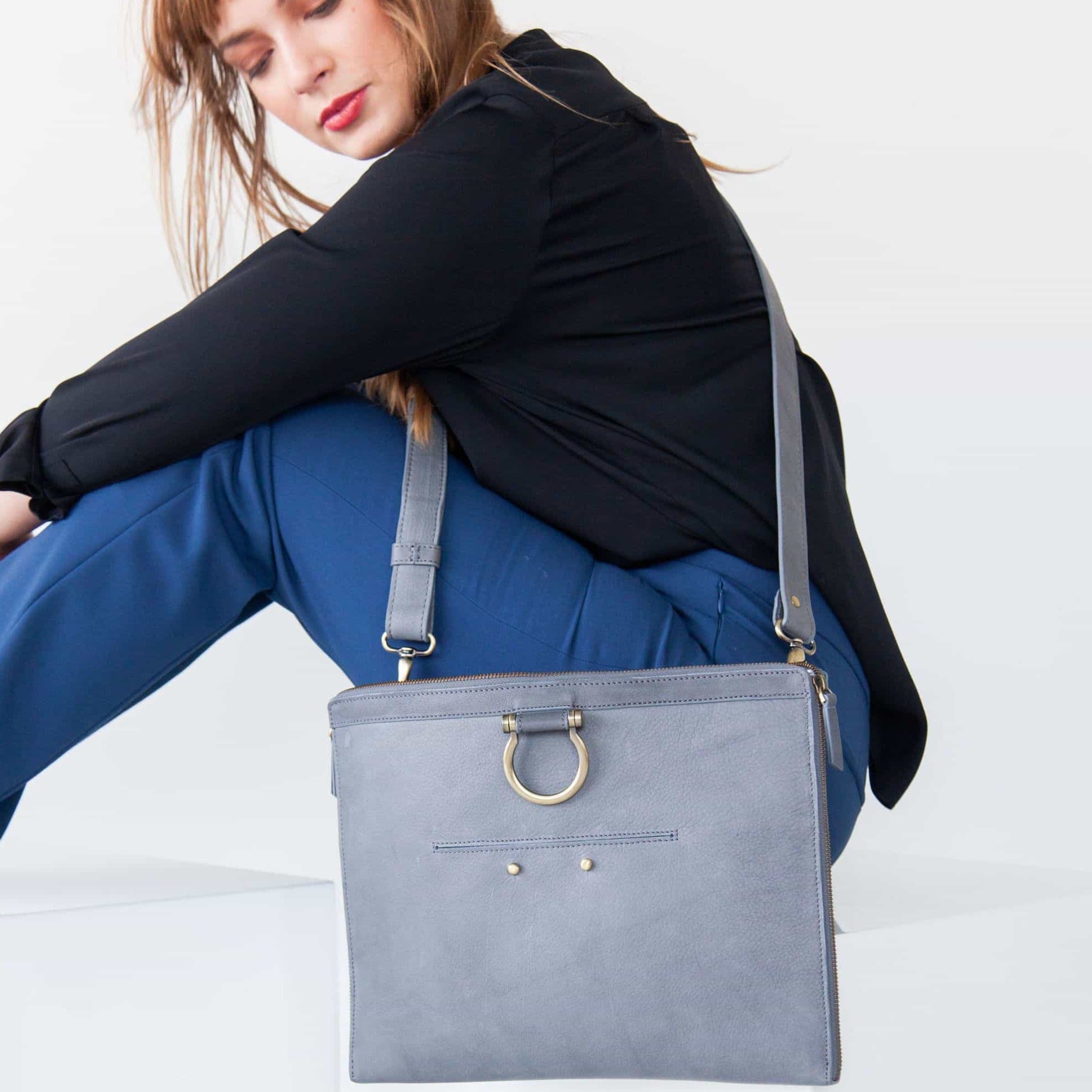 M XL Crossbody - | Sapahn.