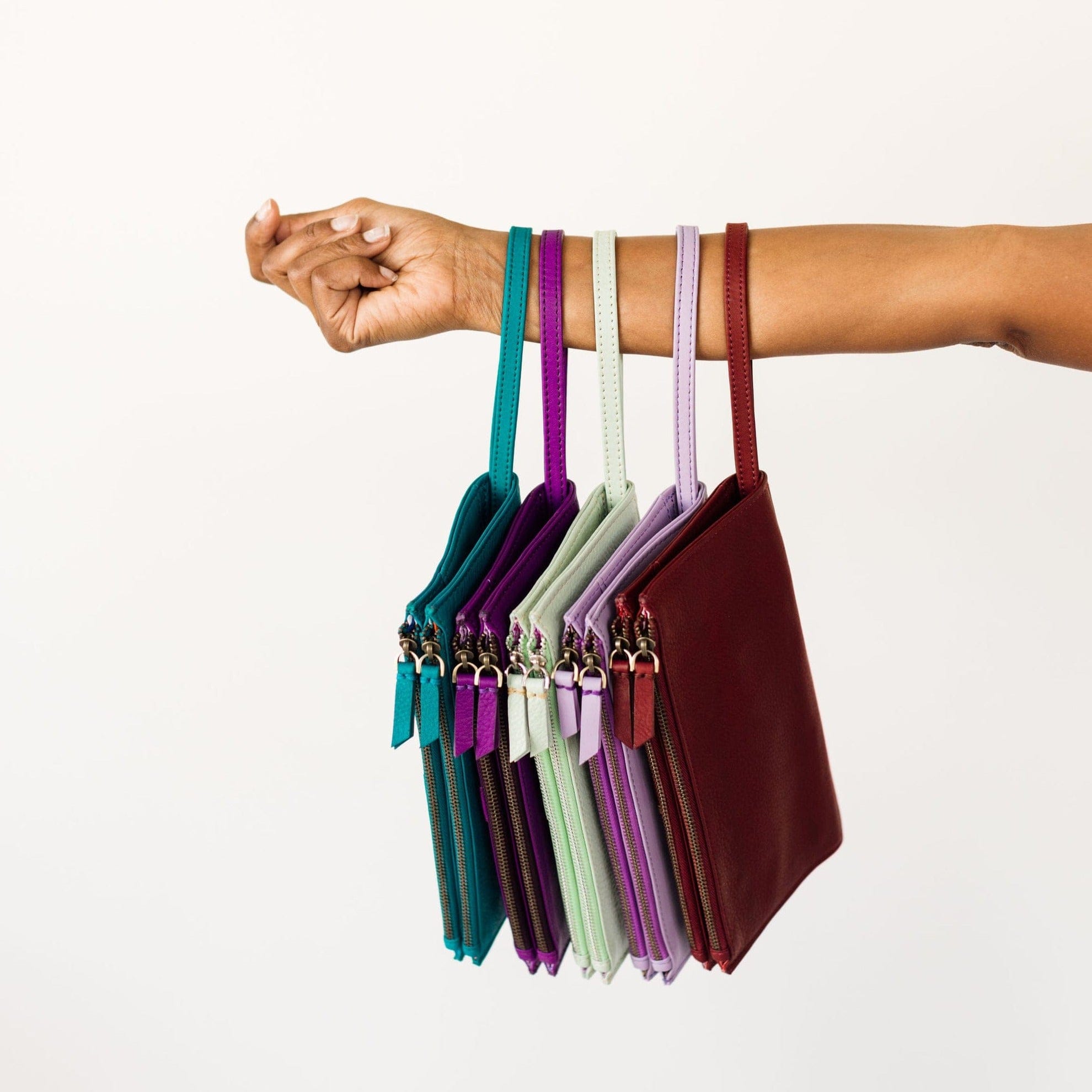 Parker Deluxe Wristlet - | Sapahn.