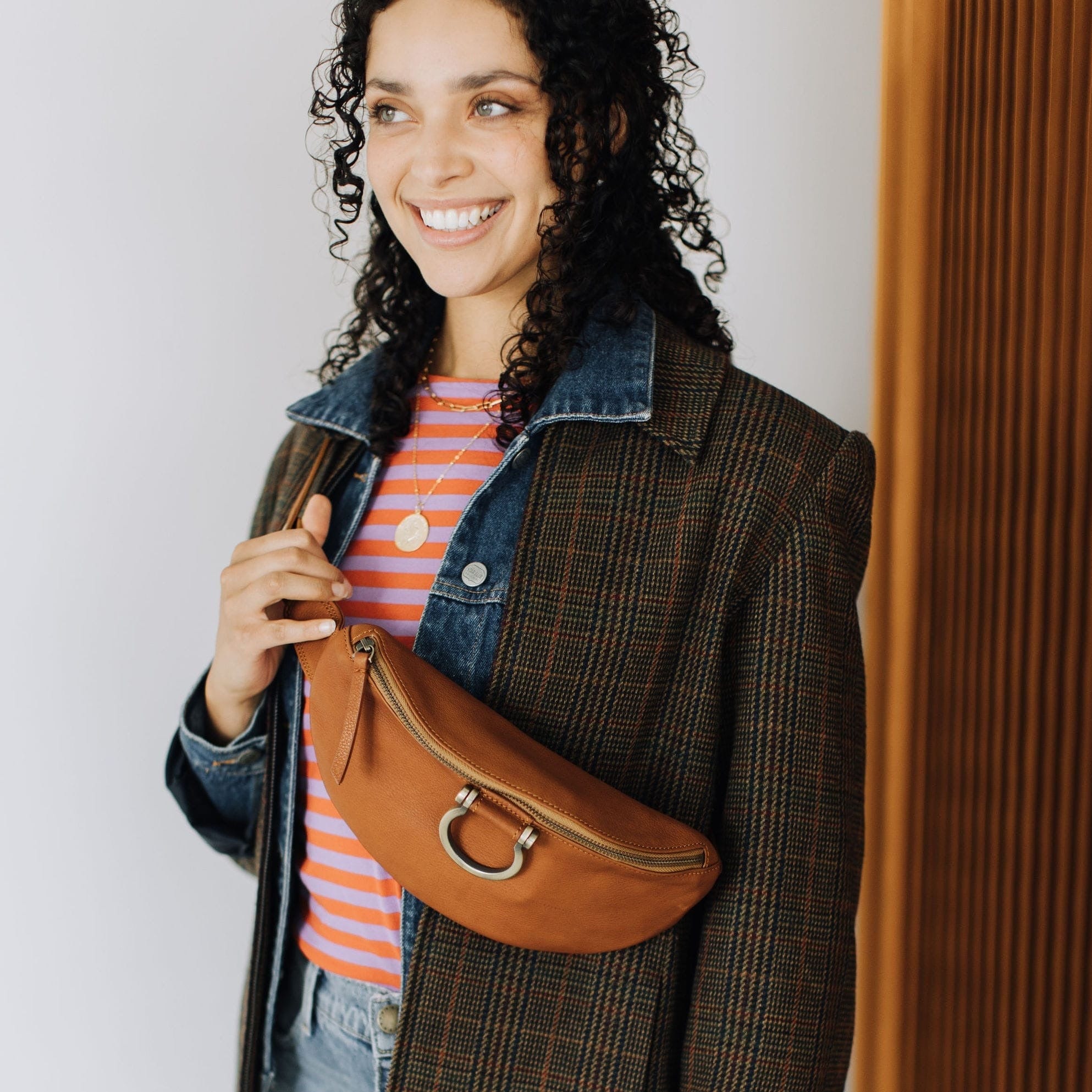 Poole Belt Bag - | Sapahn.