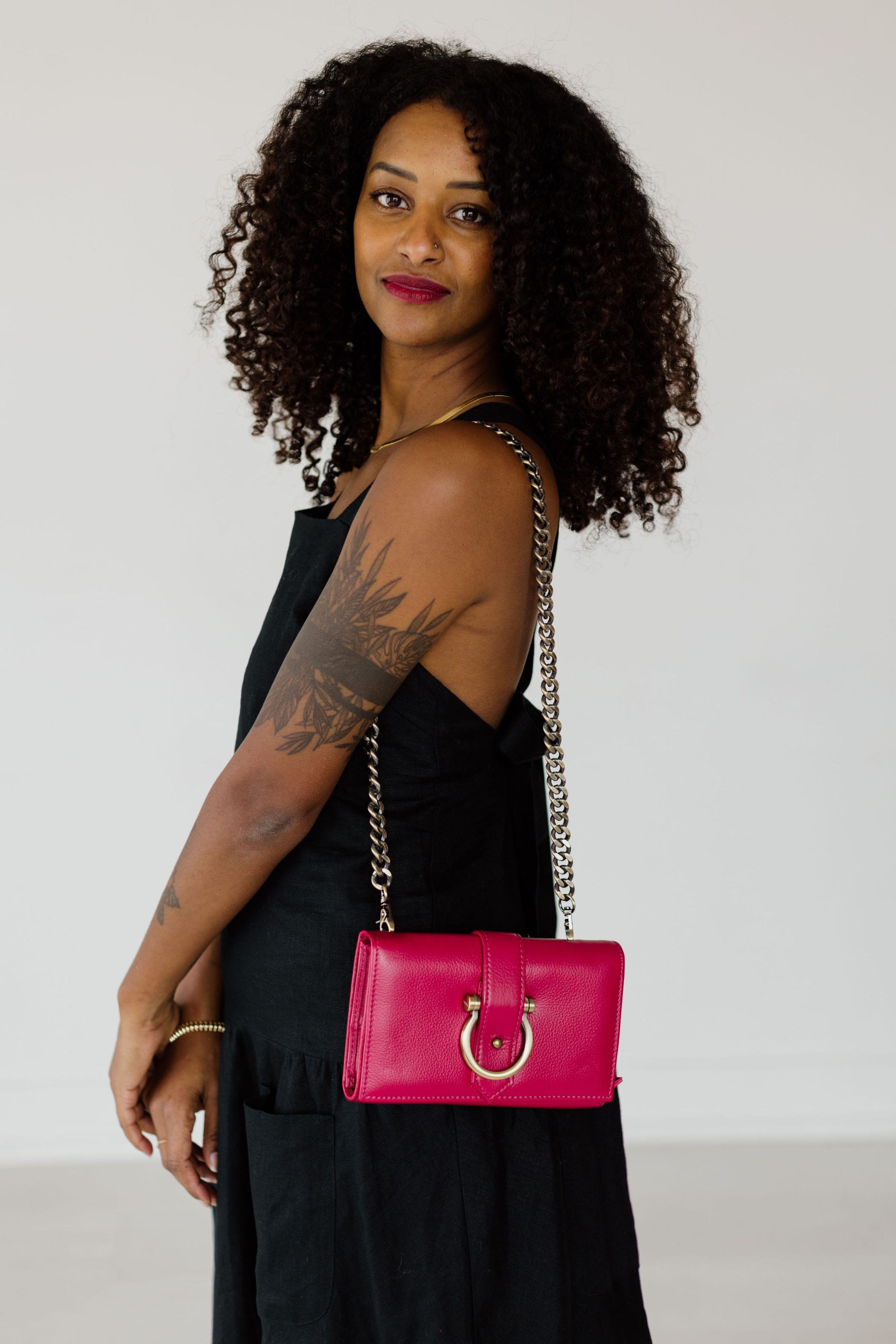 Retired Staney Crossbody -  | Sapahn.