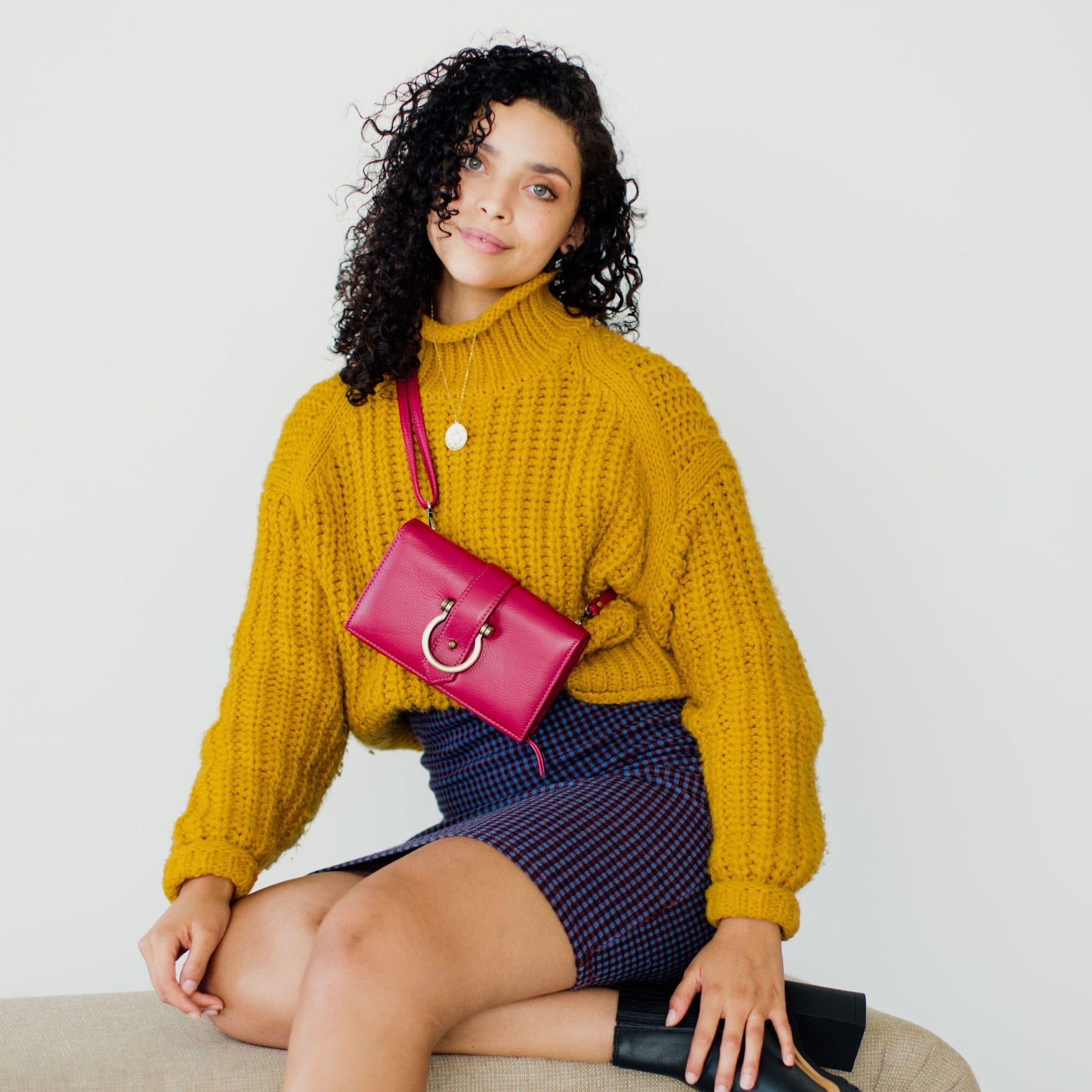 Retired Staney Crossbody -  | Sapahn.