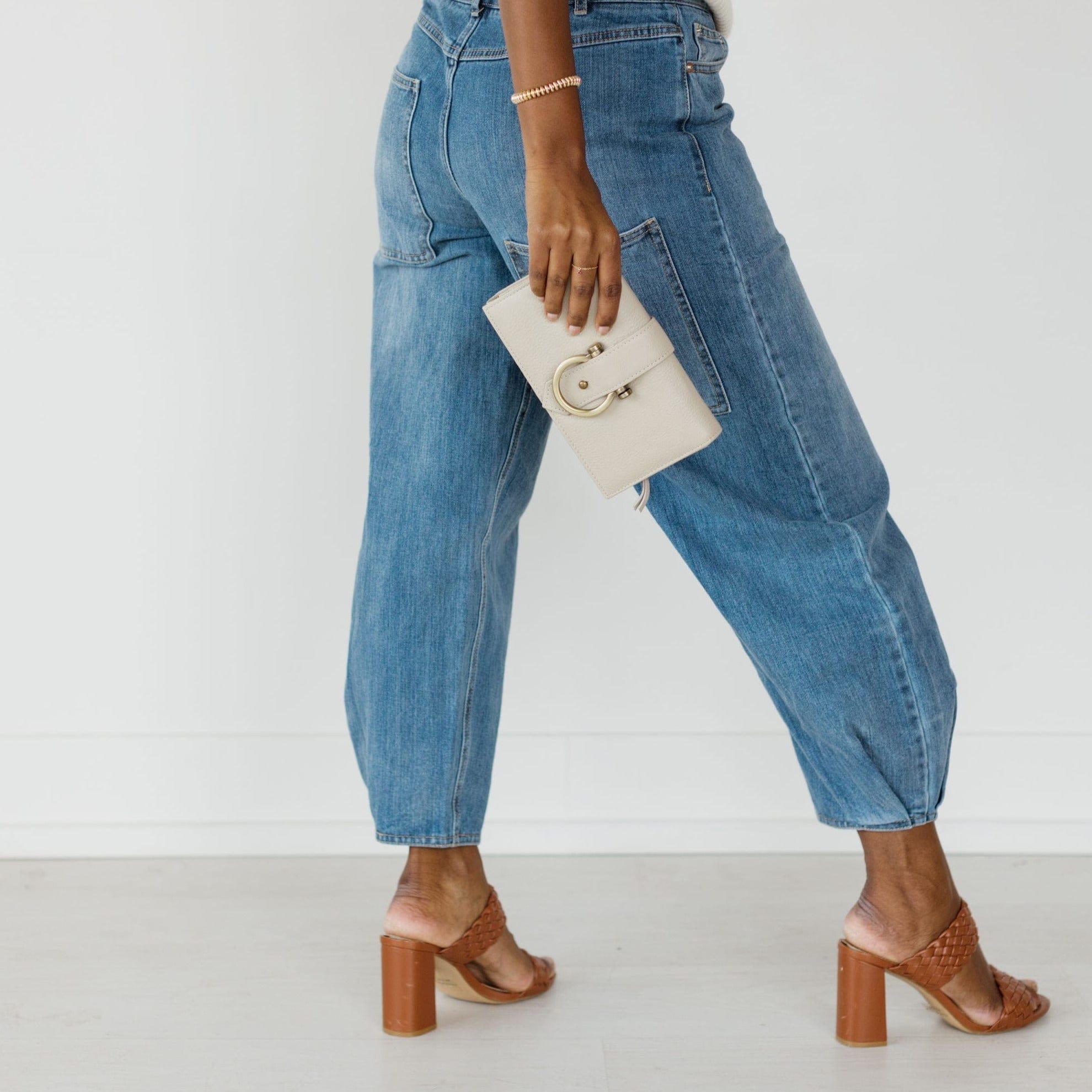 Retired Staney Crossbody -  | Sapahn.