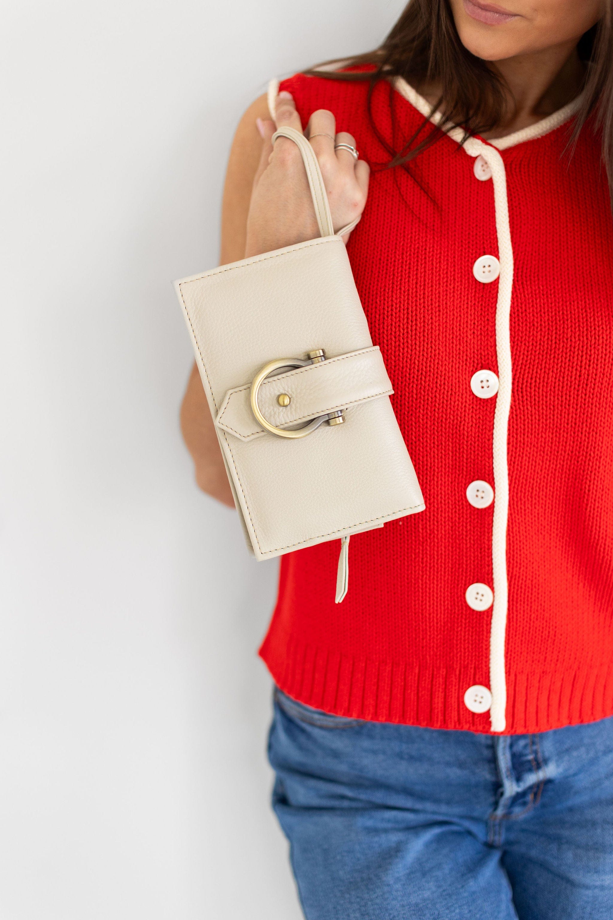 Clutches & Wristlets