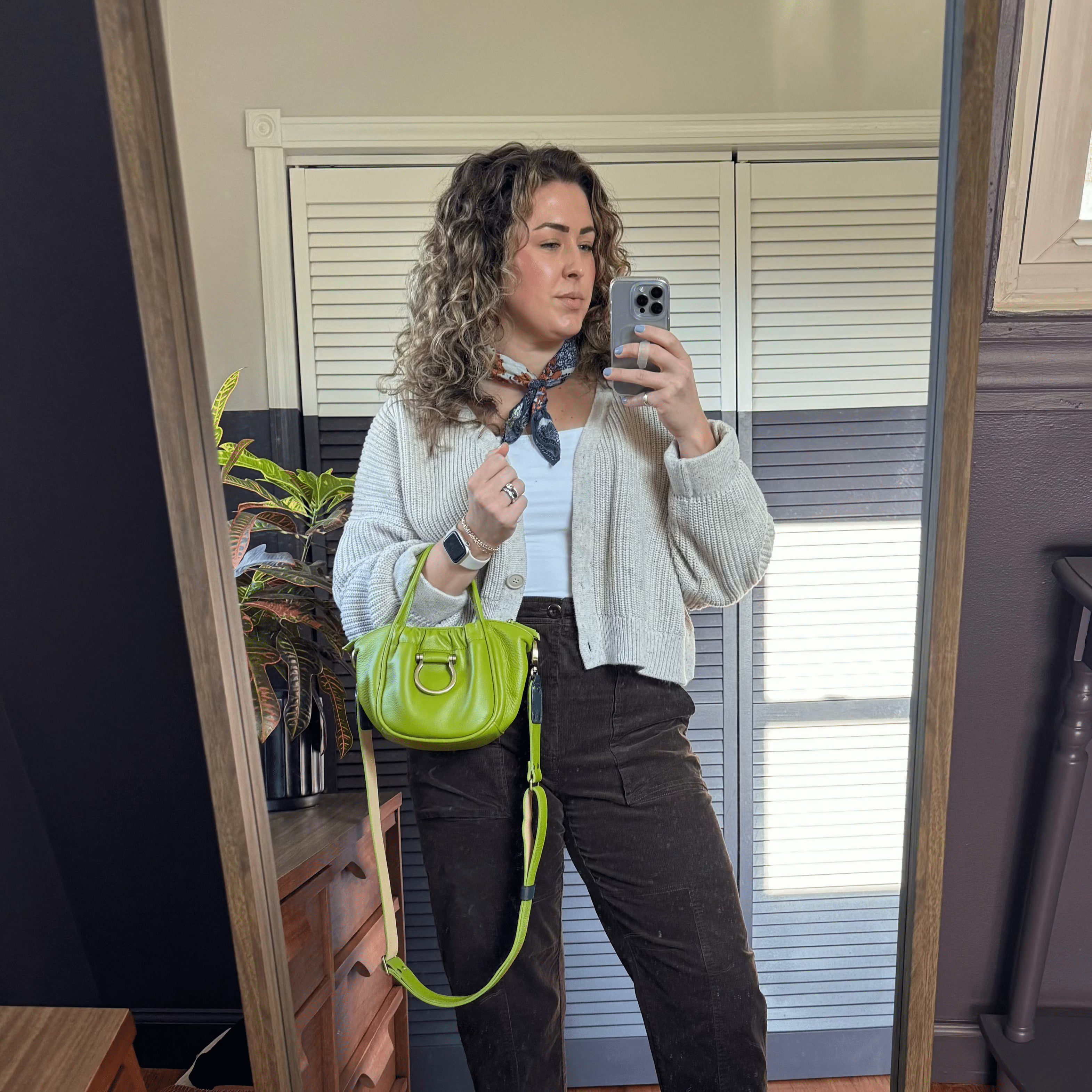 Lily Crossbody