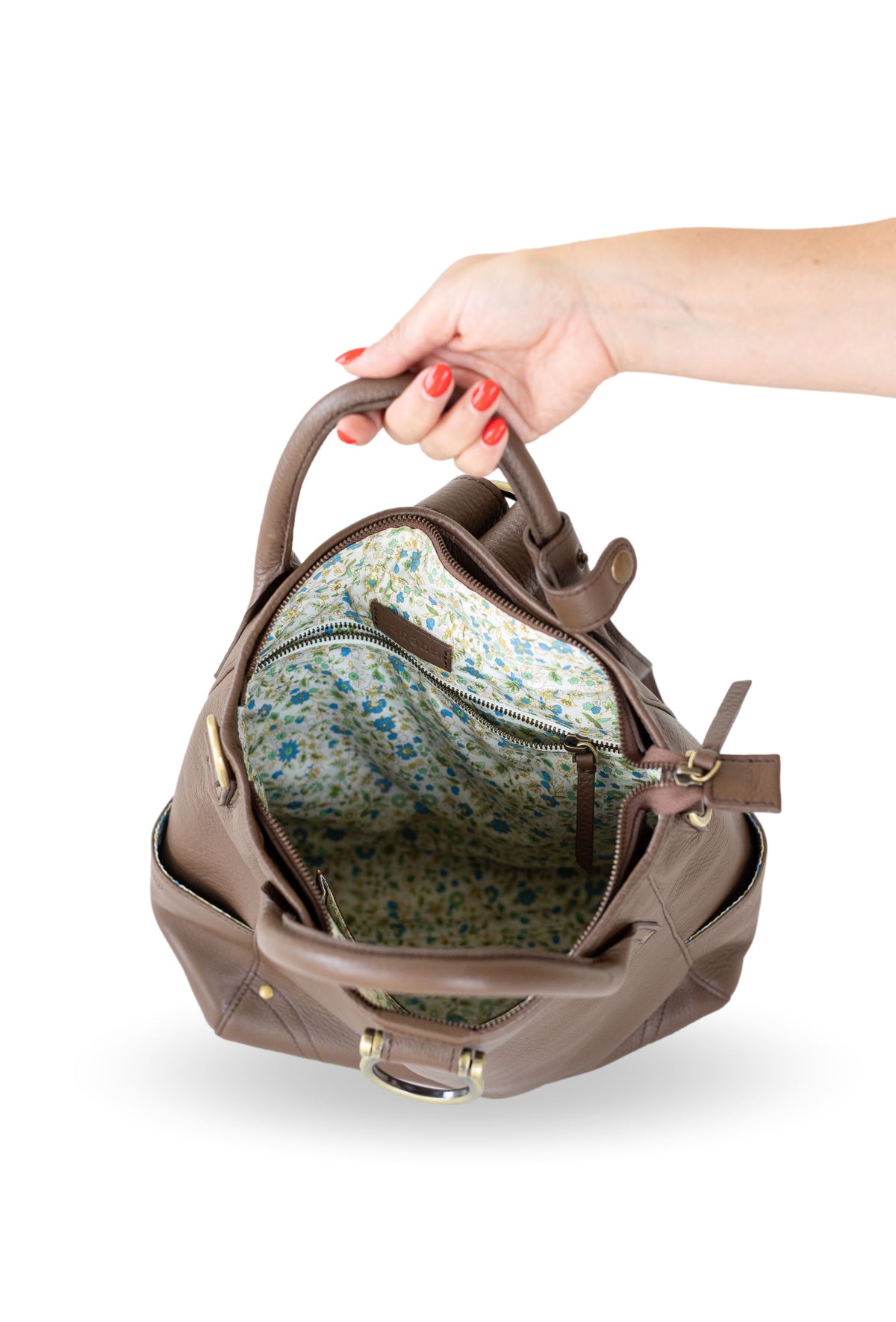 Sapahn-Chloe-Product-Toffee-Fall2026-web-3