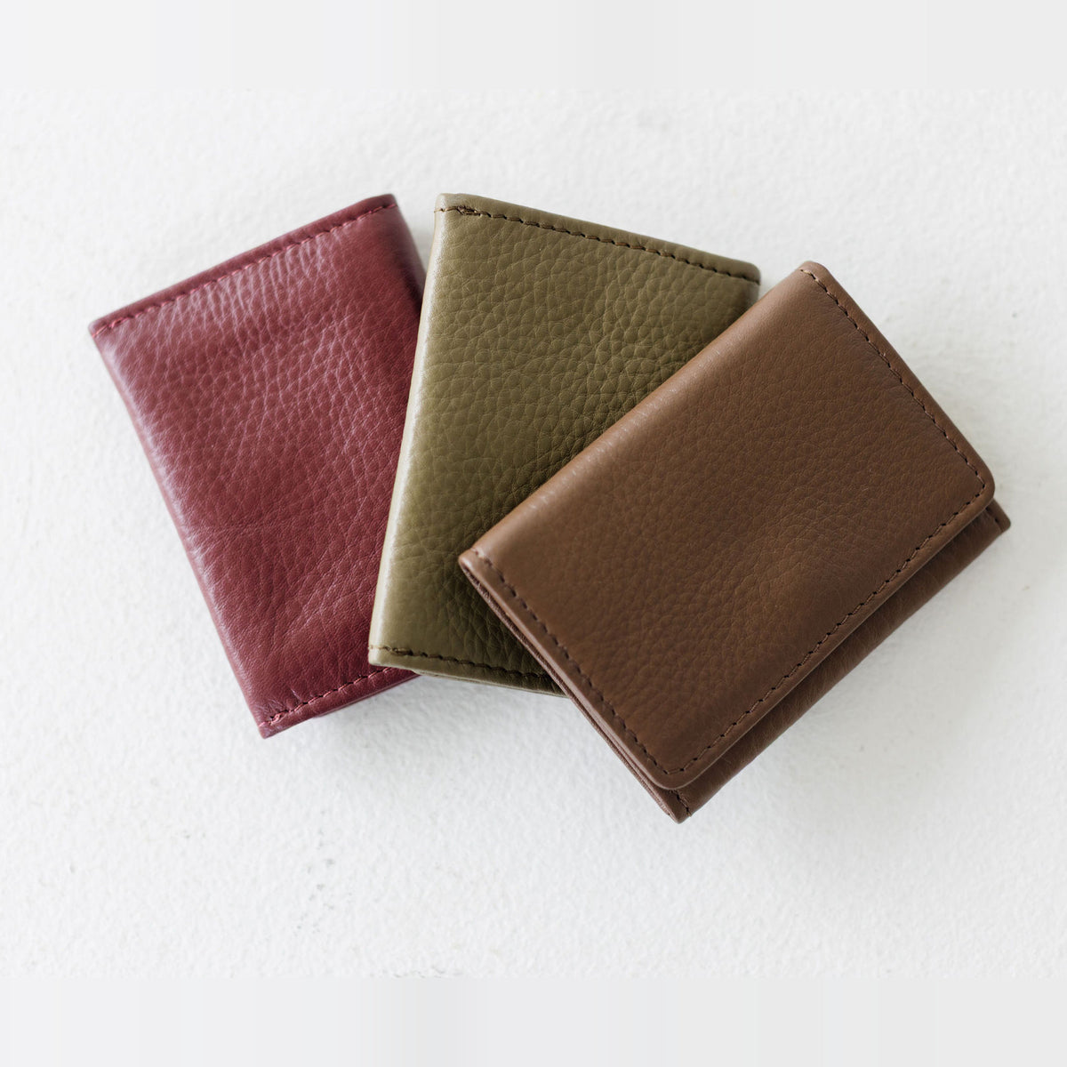 Sapahn Fisher Card Holder in Toffee Oil Leather #Color_Toffee Oil Leather