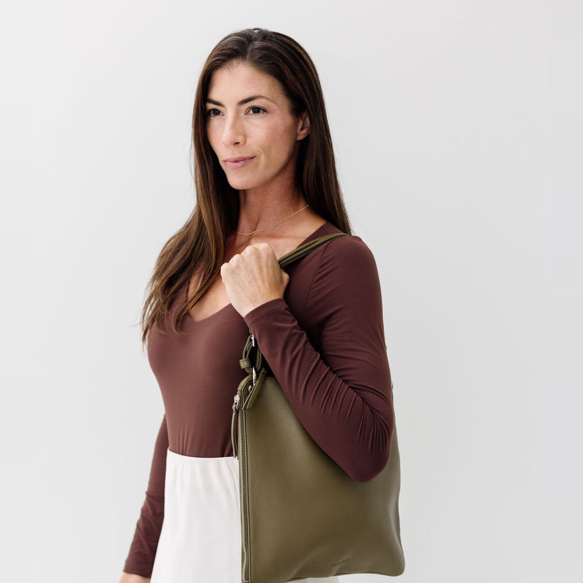 Sapahn Rin Crossbody in Silver Olive Oil Leather #Color_Silver Olive Oil Leather