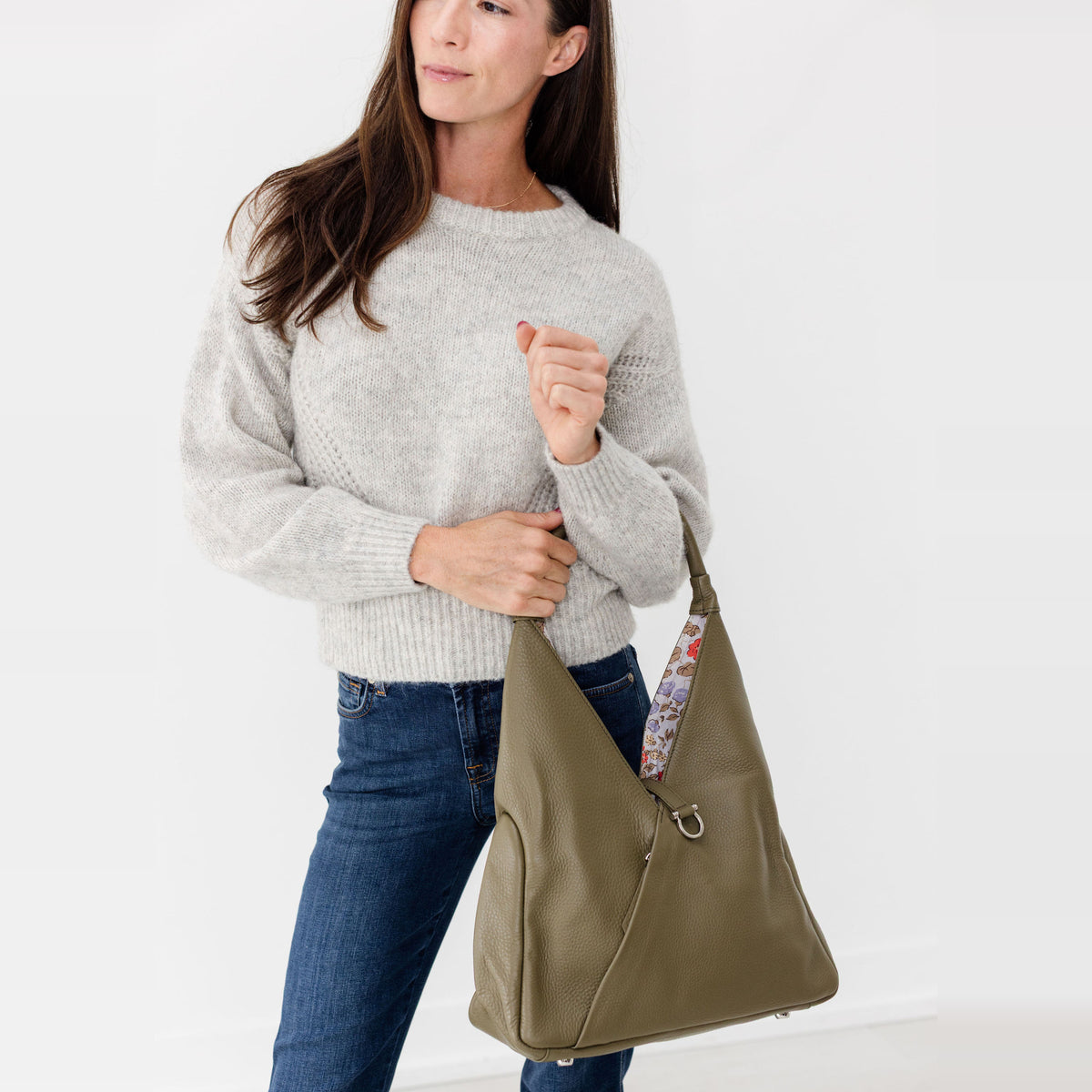 Sapahn Sasha Shoulder Bag in Silver Olive Oil Leather #Color_Silver Olive Oil Leather