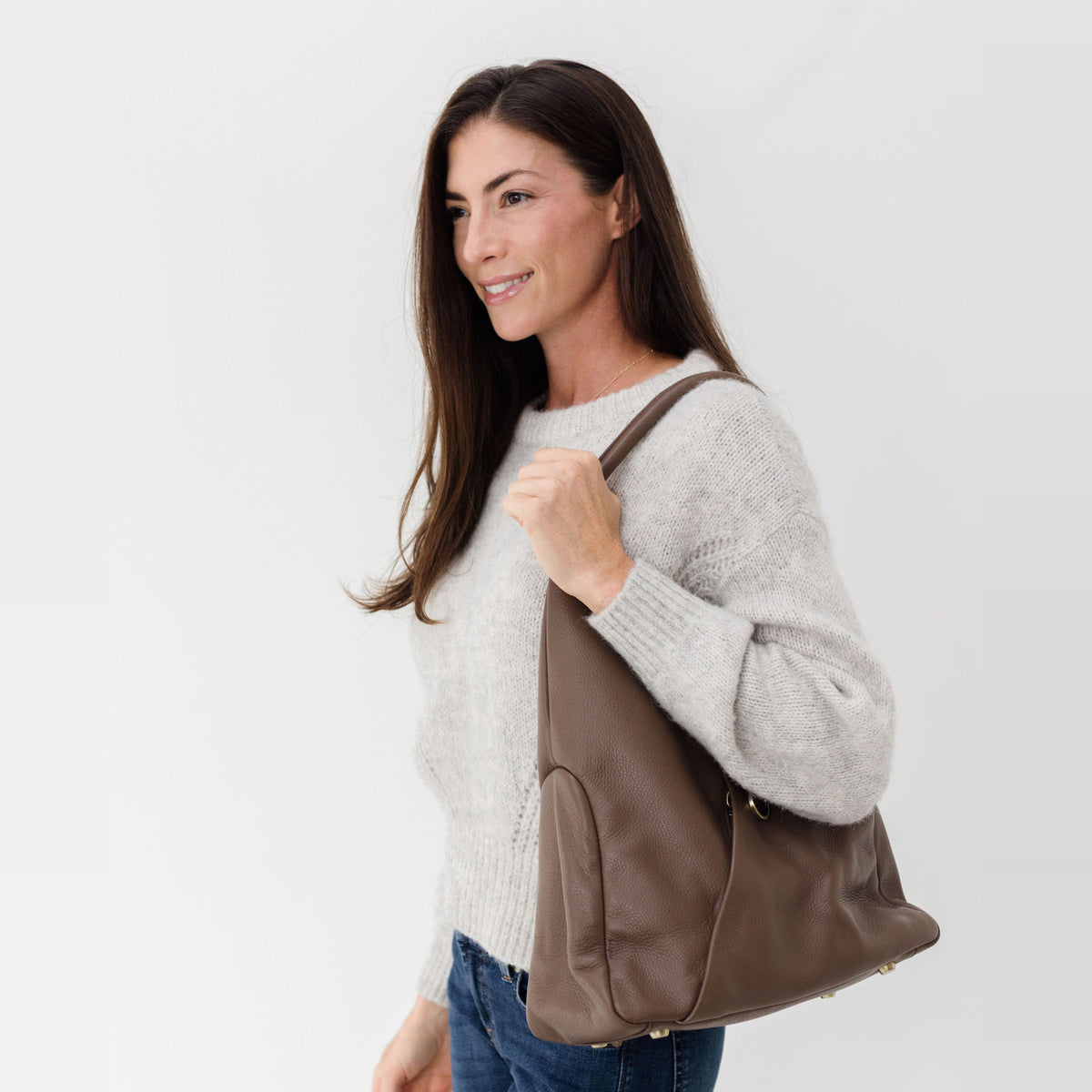 Sapahn Sasha Shoulder Bag in Toffee Oil Leather #Color_Toffee Oil Leather