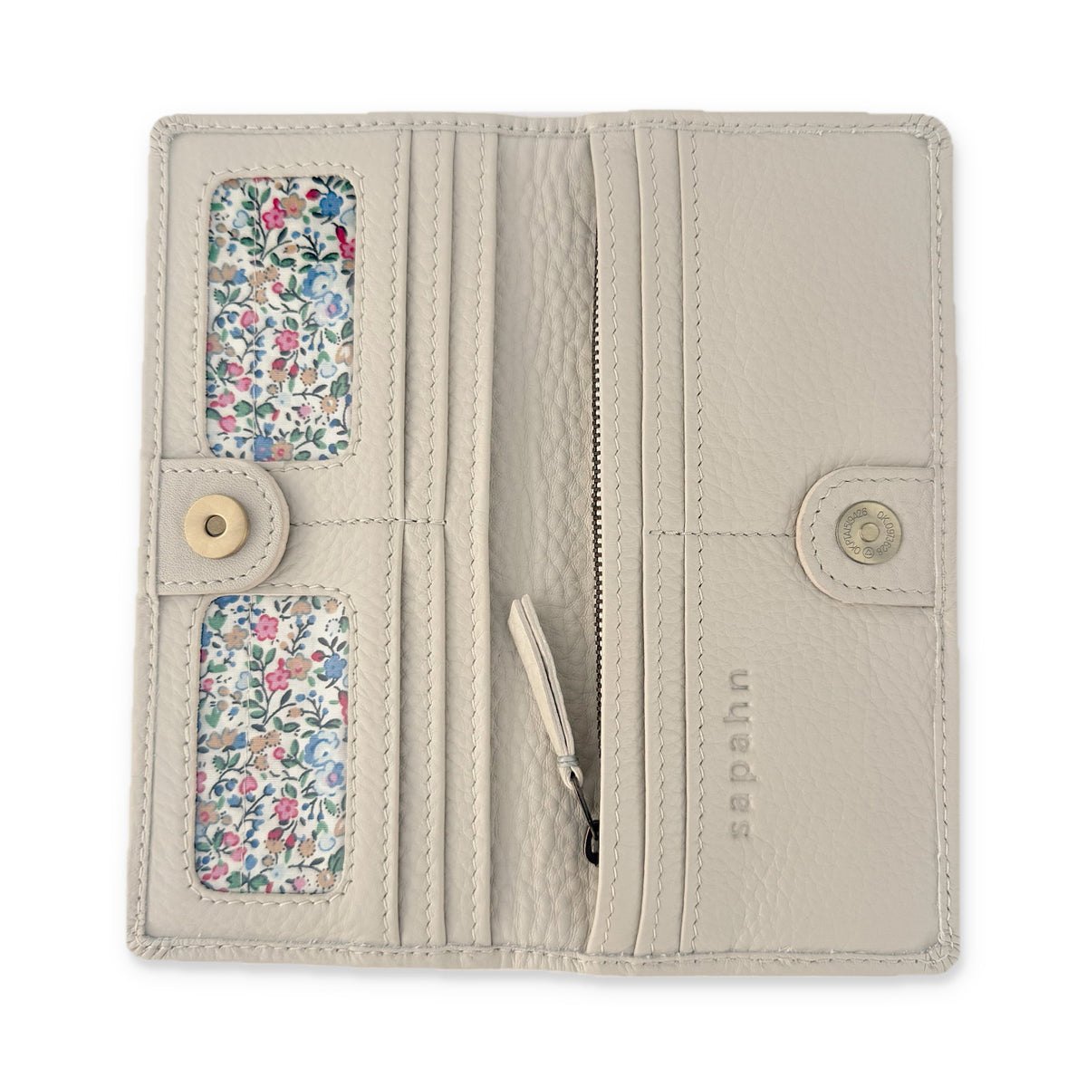 Sapahn Warren Wallet in Smoke Oil Leather #Color_Smoke Oil Leather