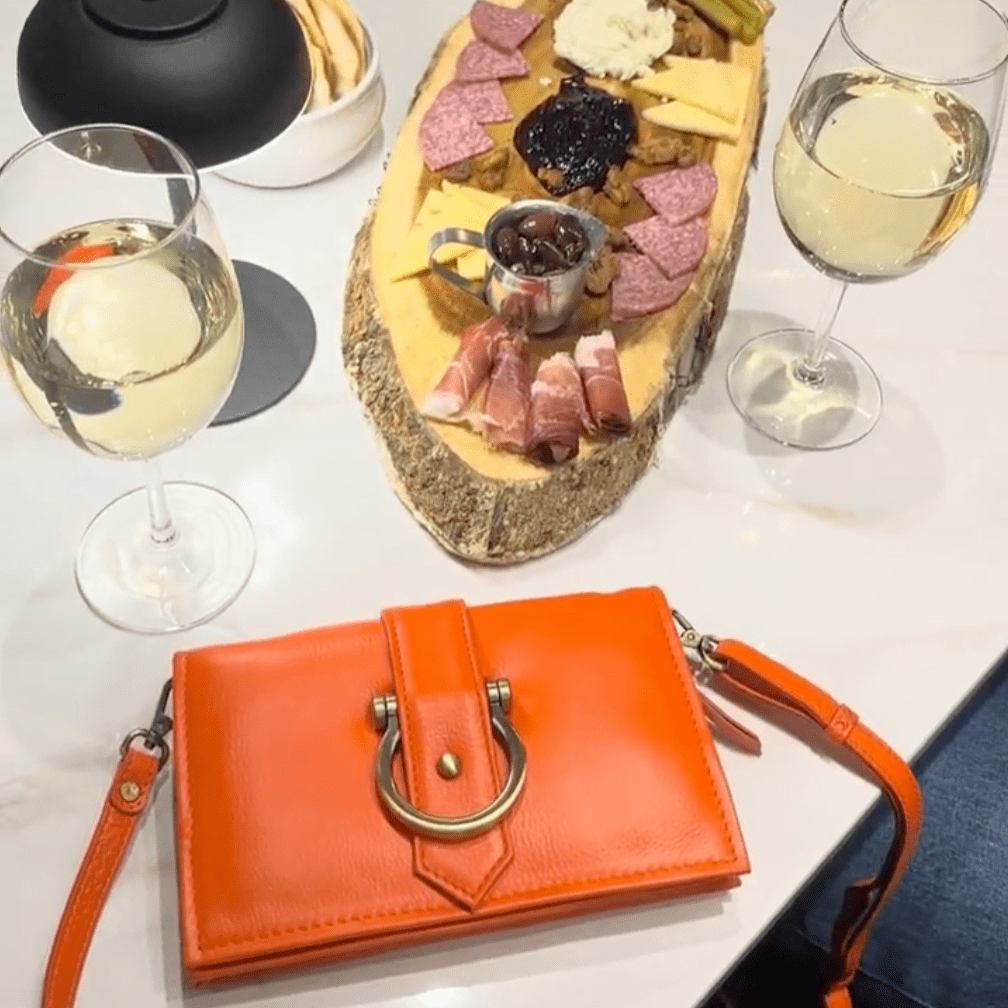 Staney Crossbody